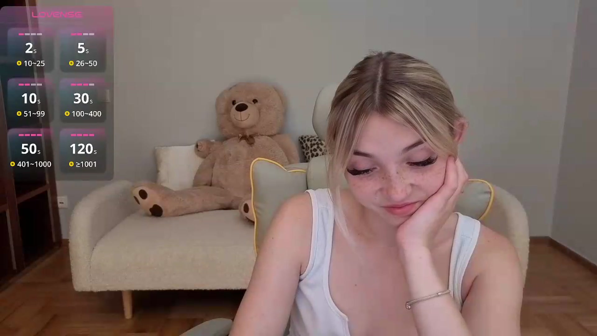 Gallery image thumbnail from Daisyy's myfreecams stream on, 06/08/2026, 16:10 image 4 of 20