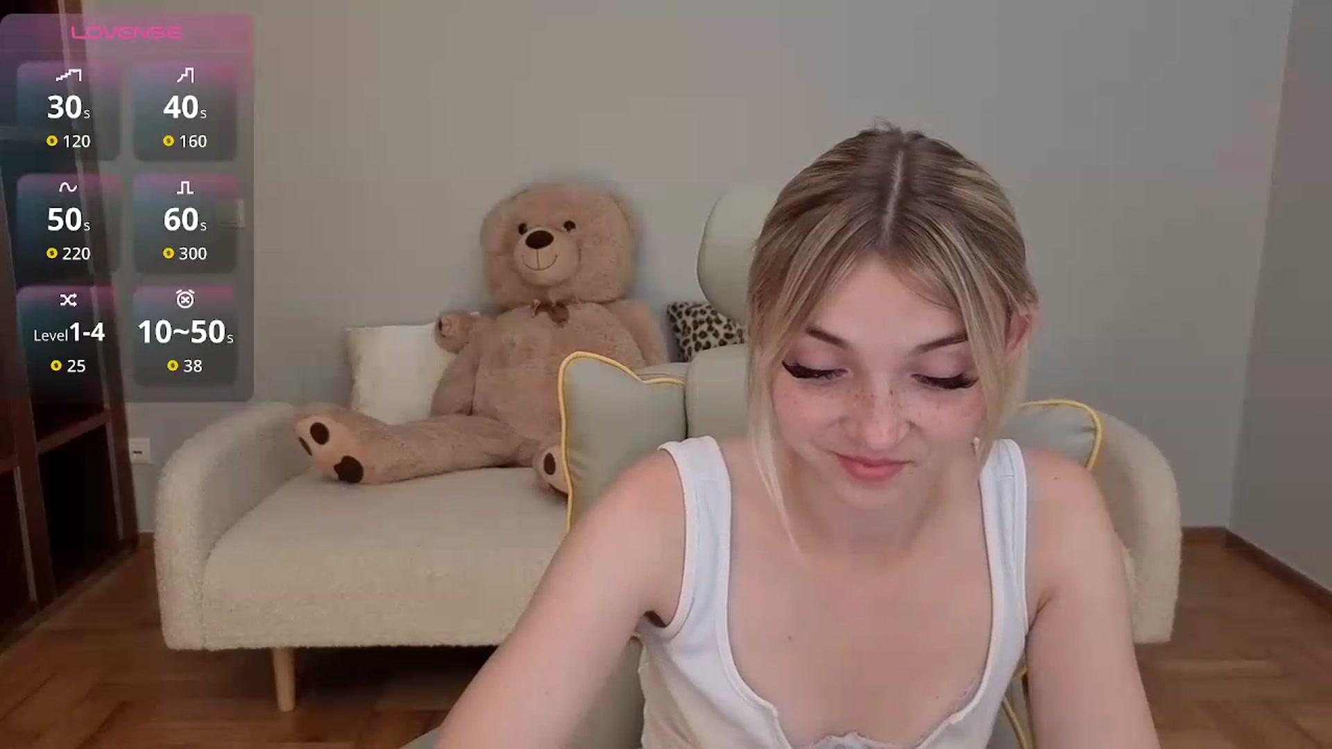 Gallery image thumbnail from Daisyy's myfreecams stream on, 06/08/2026, 16:10 image 14 of 20