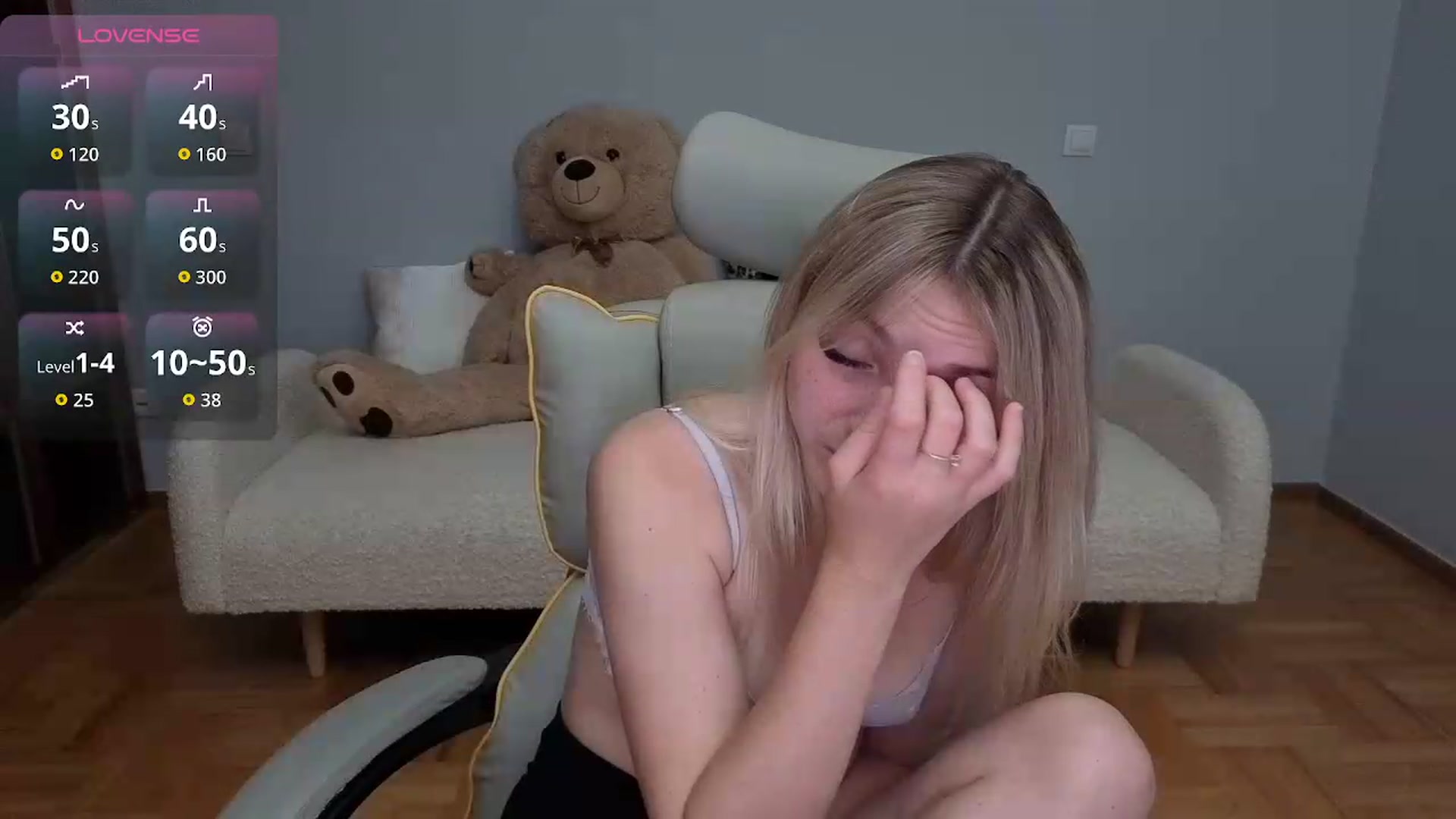 Gallery image thumbnail from Daisyy's myfreecams stream on, 06/08/2026, 19:16 image 18 of 20