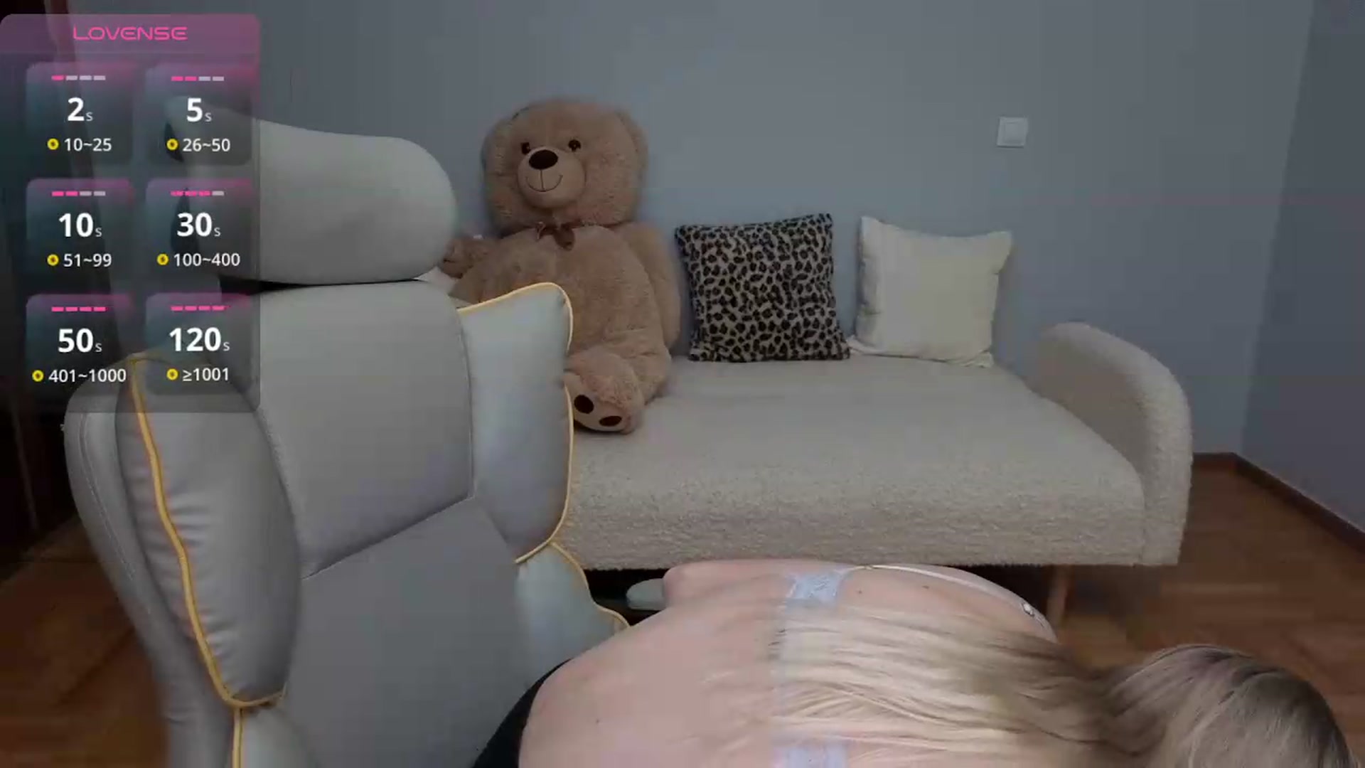 Gallery image thumbnail from Daisyy's myfreecams stream on, 06/08/2026, 19:16 image 13 of 20