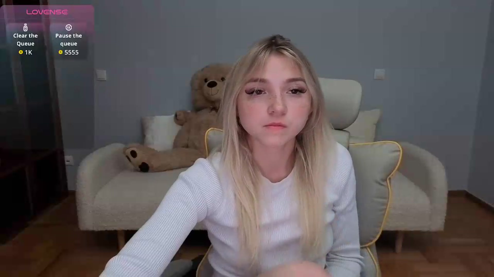 Gallery image thumbnail from Daisyy's myfreecams stream on, 06/08/2026, 20:47 image 18 of 20
