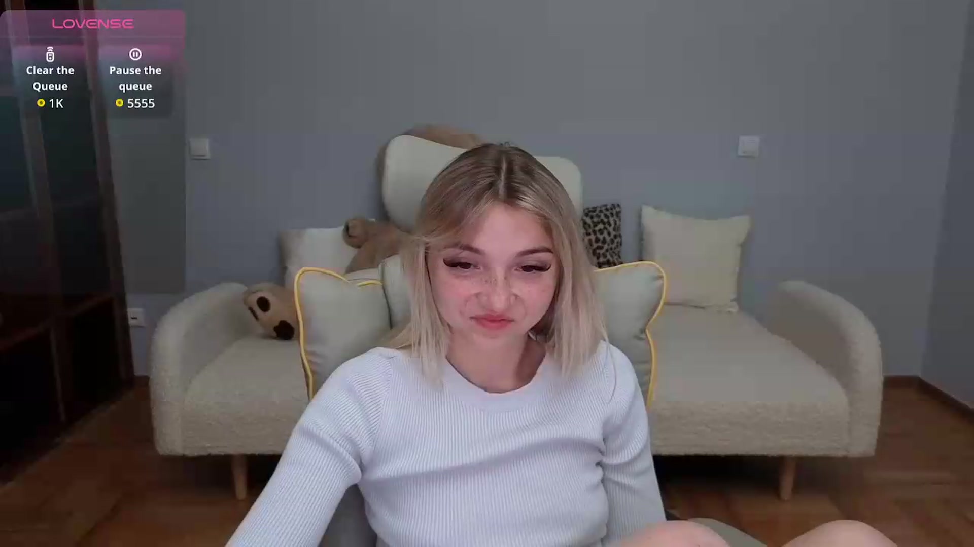 Gallery image thumbnail from Daisyy's myfreecams stream on, 06/08/2026, 20:47 image 2 of 20