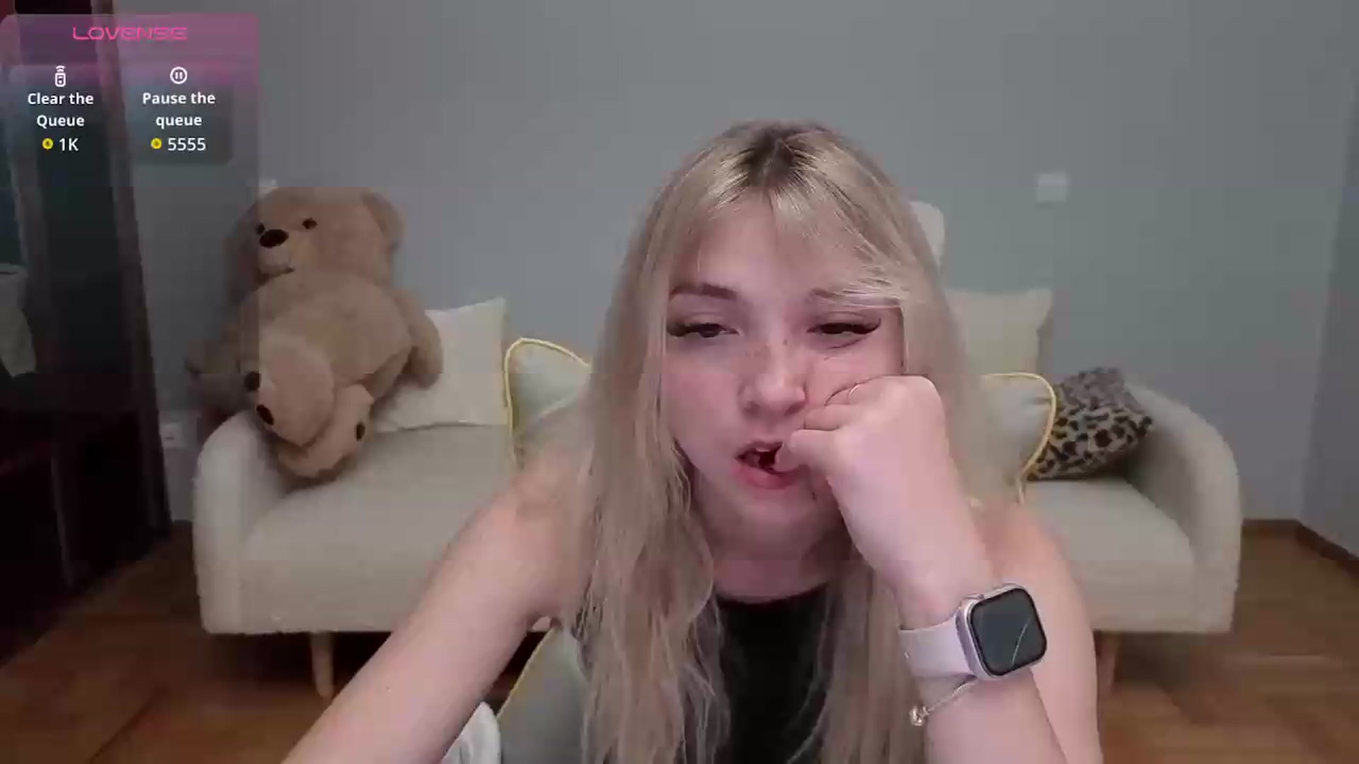 Gallery image thumbnail from Daisyy's myfreecams stream on, 06/09/2026, 17:10 image 1 of 20
