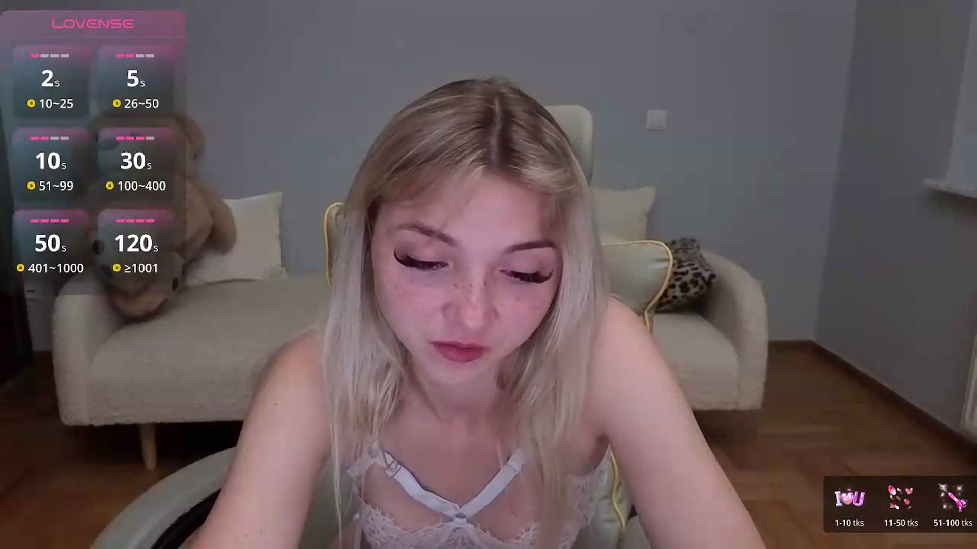 Gallery image thumbnail from Daisyy's myfreecams stream on, 06/09/2026, 22:34 image 7 of 20