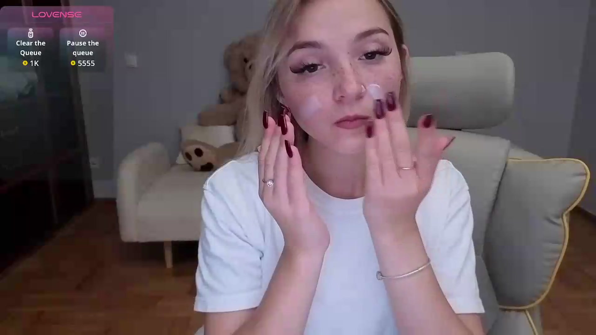 Gallery image thumbnail from Daisyy's myfreecams stream on, 06/10/2026, 15:58 image 8 of 20