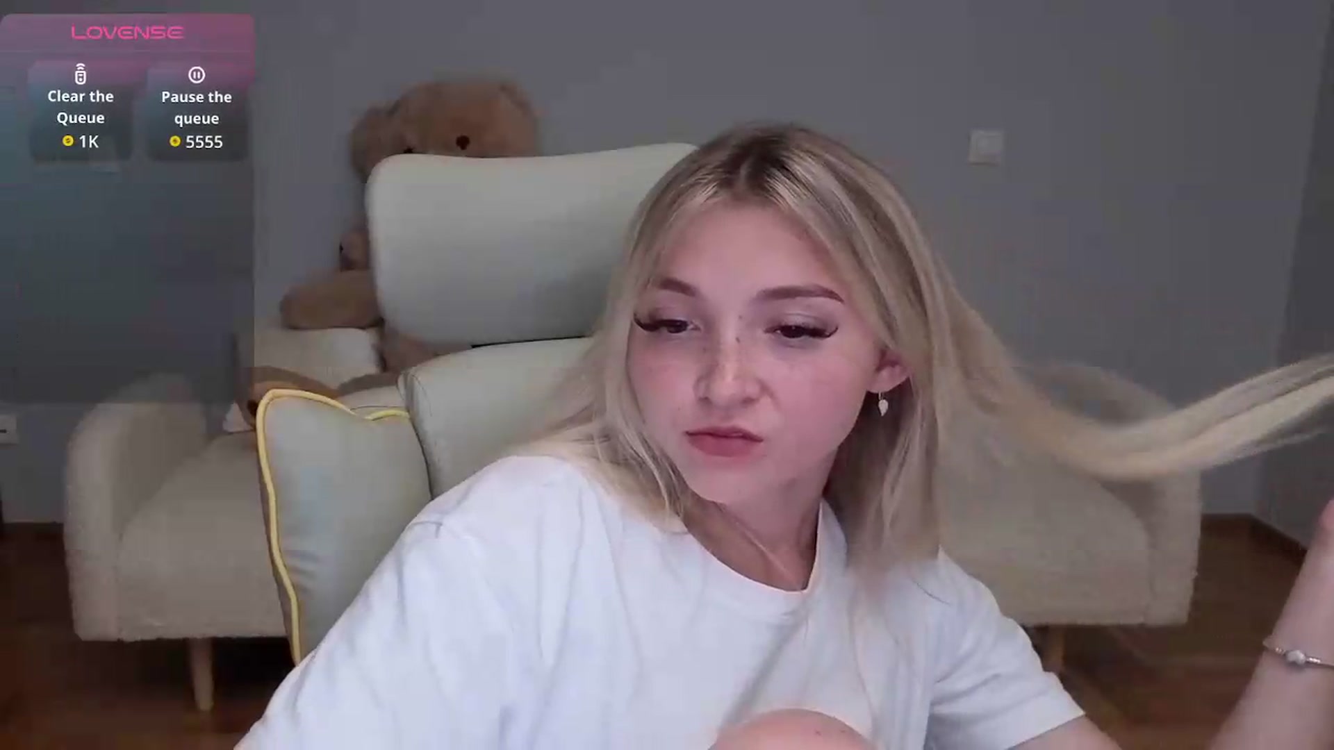 Gallery image thumbnail from Daisyy's myfreecams stream on, 06/10/2026, 15:58 image 14 of 20