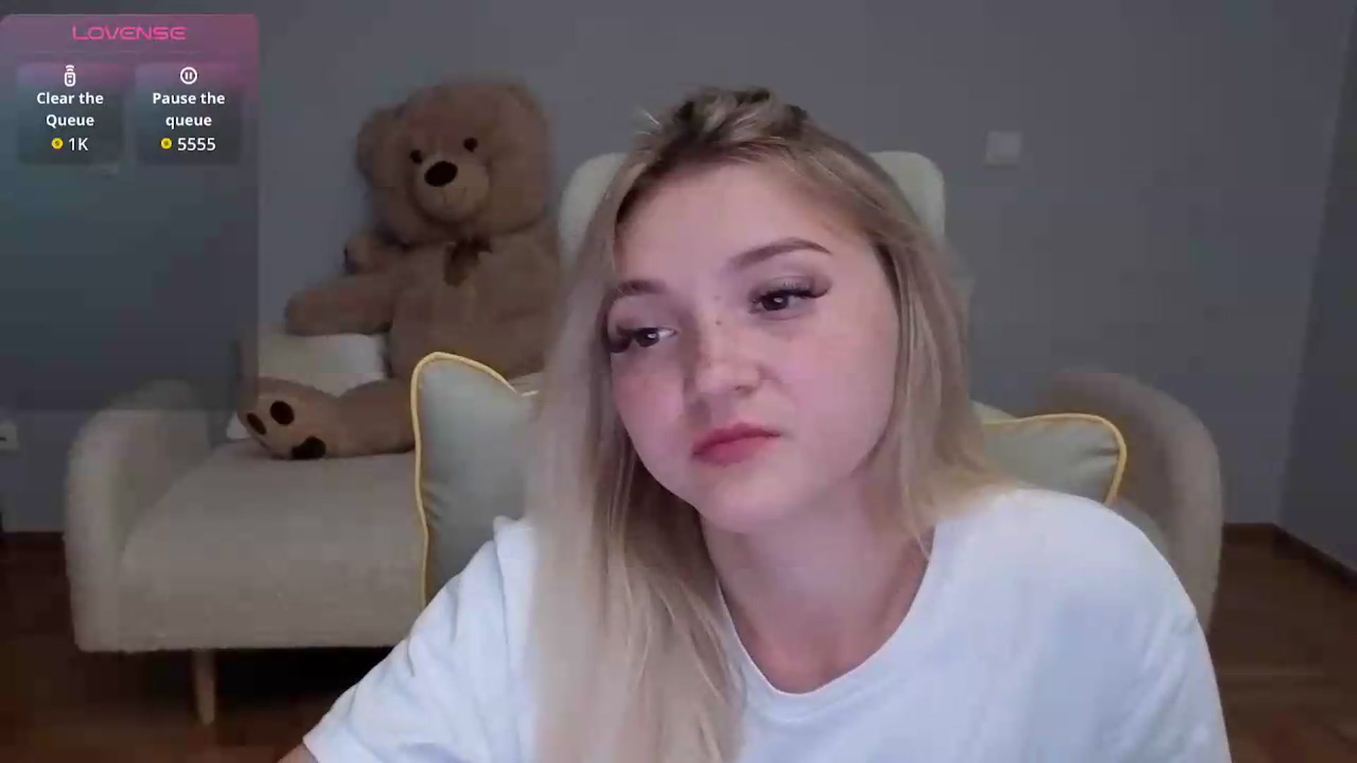 Gallery image thumbnail from Daisyy's myfreecams stream on, 06/10/2026, 18:17 image 8 of 20