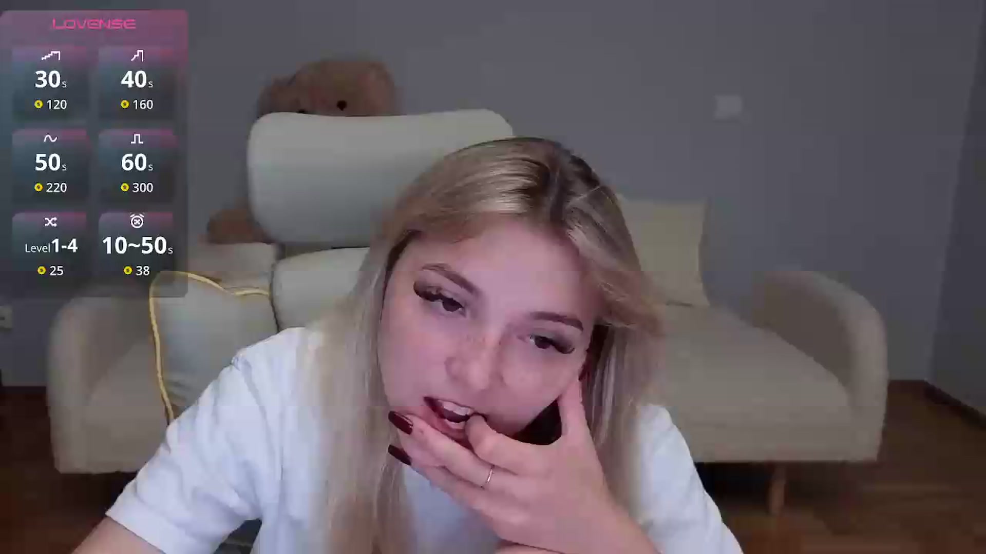 Gallery image thumbnail from Daisyy's myfreecams stream on, 06/10/2026, 18:17 image 1 of 20
