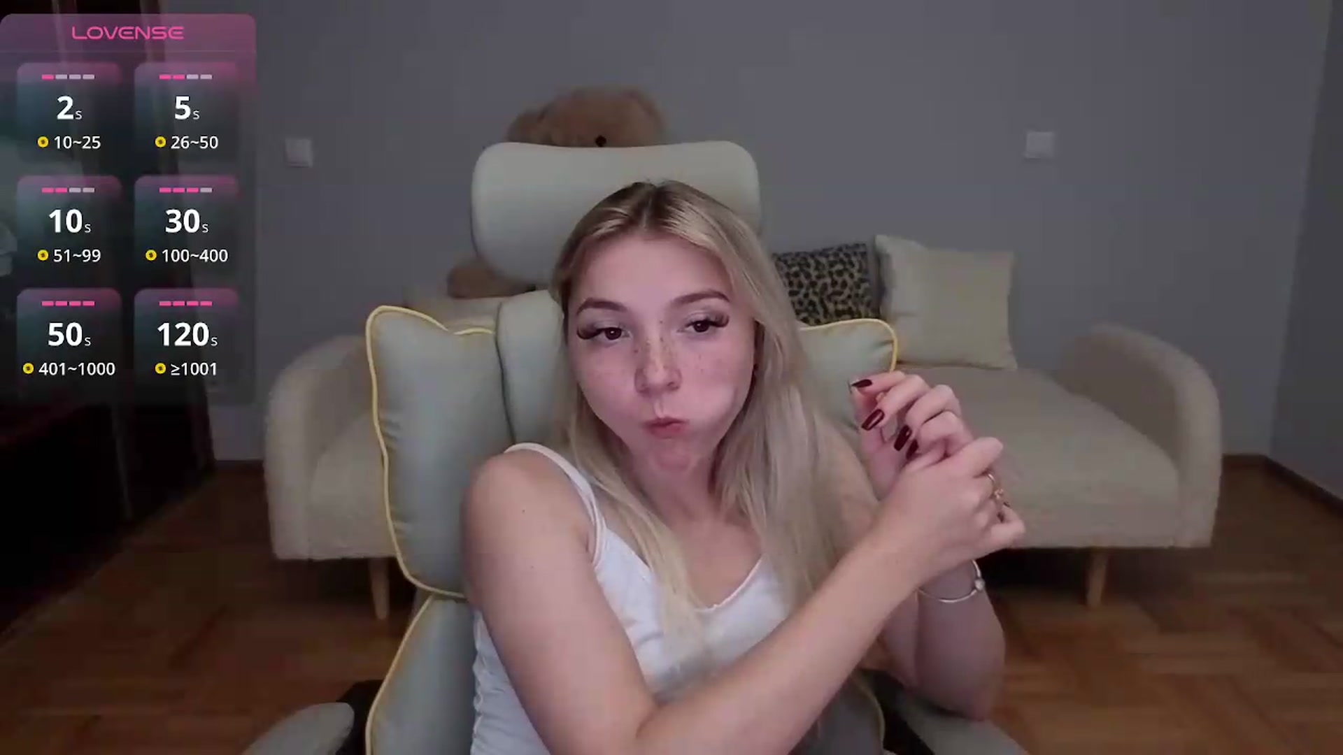 Gallery image thumbnail from Daisyy's myfreecams stream on, 06/10/2026, 18:47 image 6 of 20