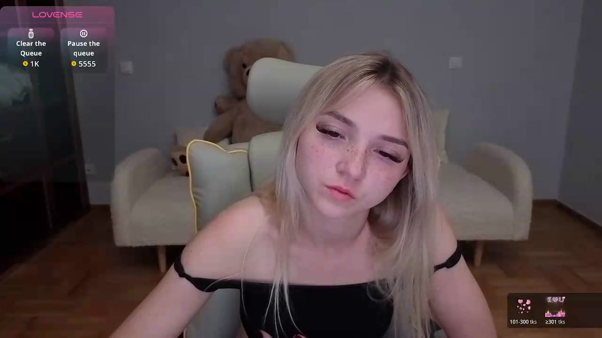 Gallery image thumbnail from Daisyy's myfreecams stream on, 06/11/2026, 15:35 image 14 of 20