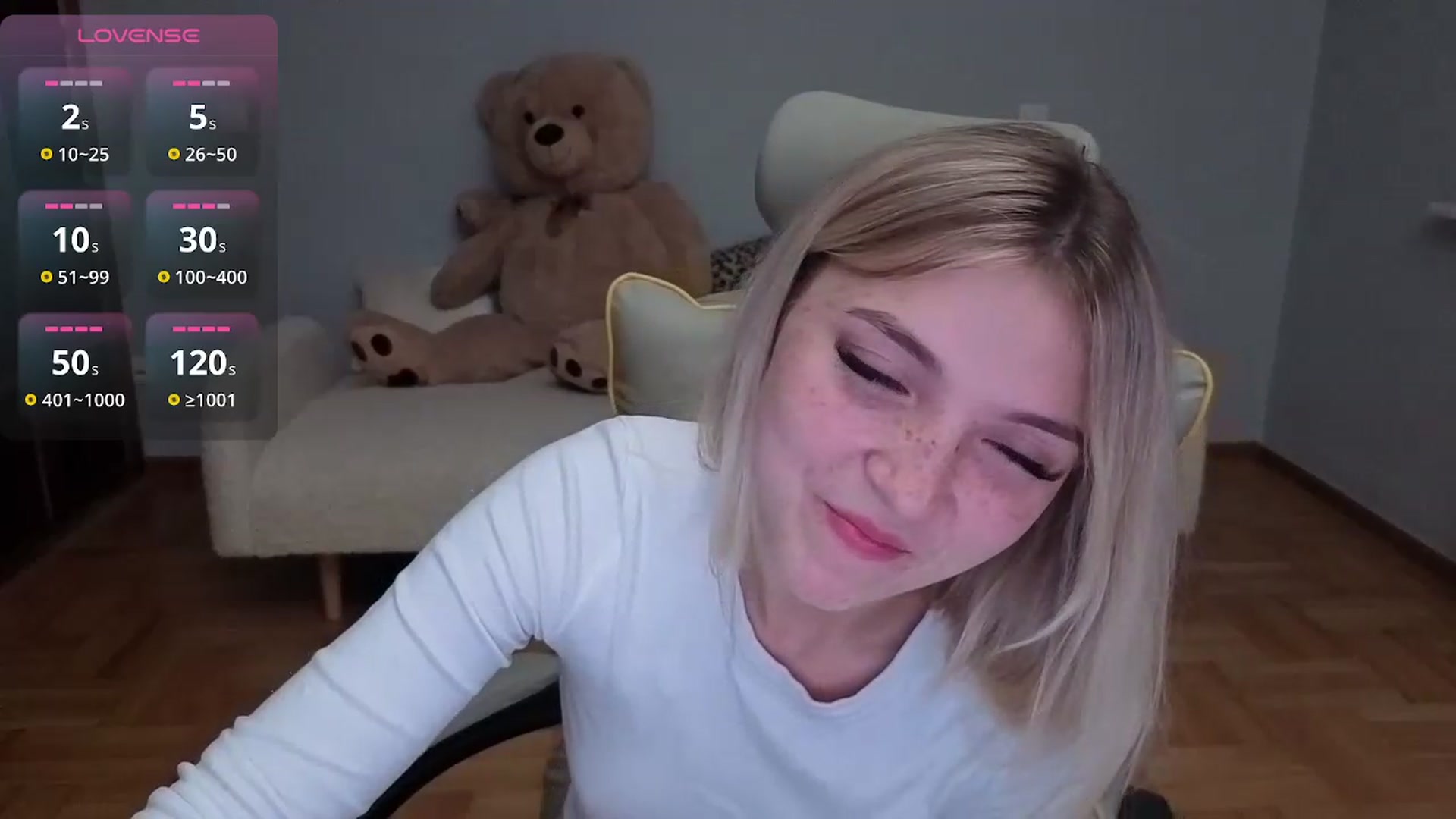 Gallery image thumbnail from Daisyy's myfreecams stream on, 06/11/2026, 21:08 image 18 of 20