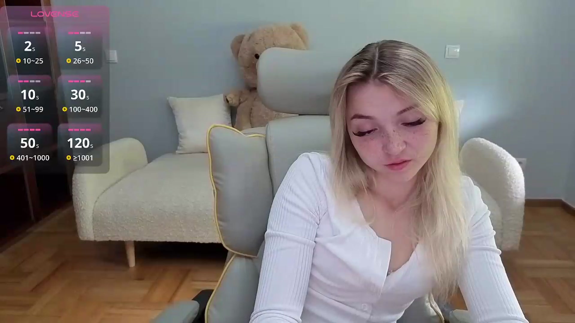 Gallery image thumbnail from Daisyy's myfreecams stream on, 06/13/2026, 11:33 image 3 of 20