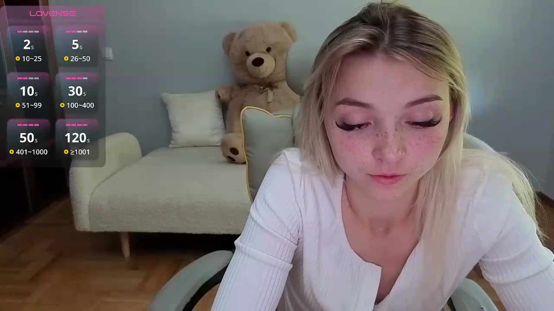 Gallery image thumbnail from Daisyy's myfreecams stream on, 06/13/2026, 11:33 image 19 of 20