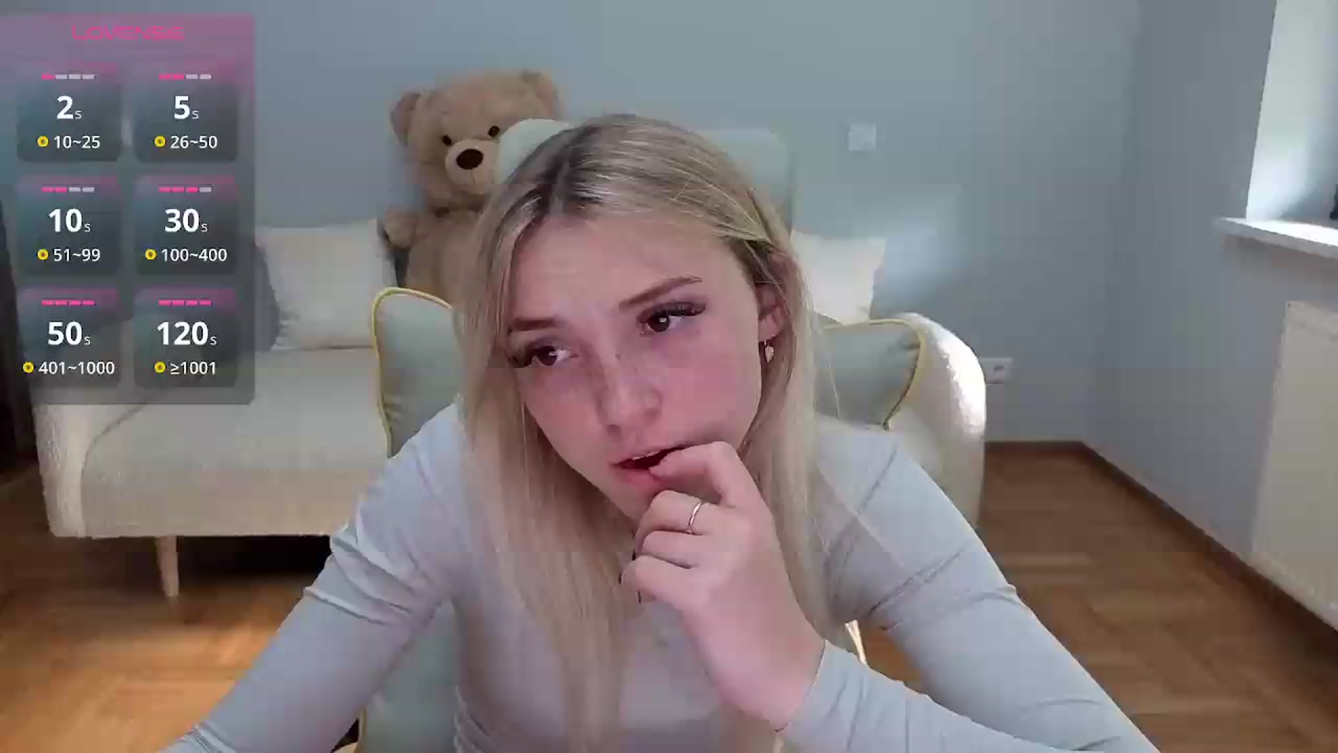 Gallery image thumbnail from Daisyy's myfreecams stream on, 06/14/2026, 16:16 image 17 of 20