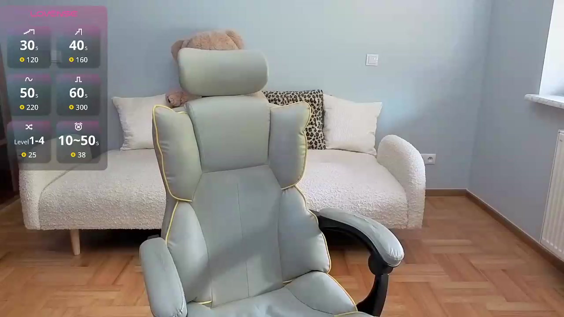 Gallery image thumbnail from Daisyy's myfreecams stream on, 06/14/2026, 16:16 image 5 of 20