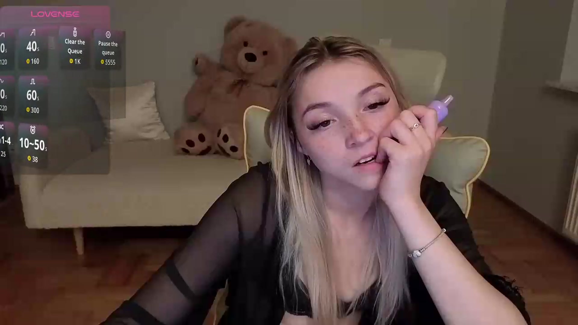 Gallery image thumbnail from Daisyy's myfreecams stream on, 06/14/2026, 23:36 image 3 of 20