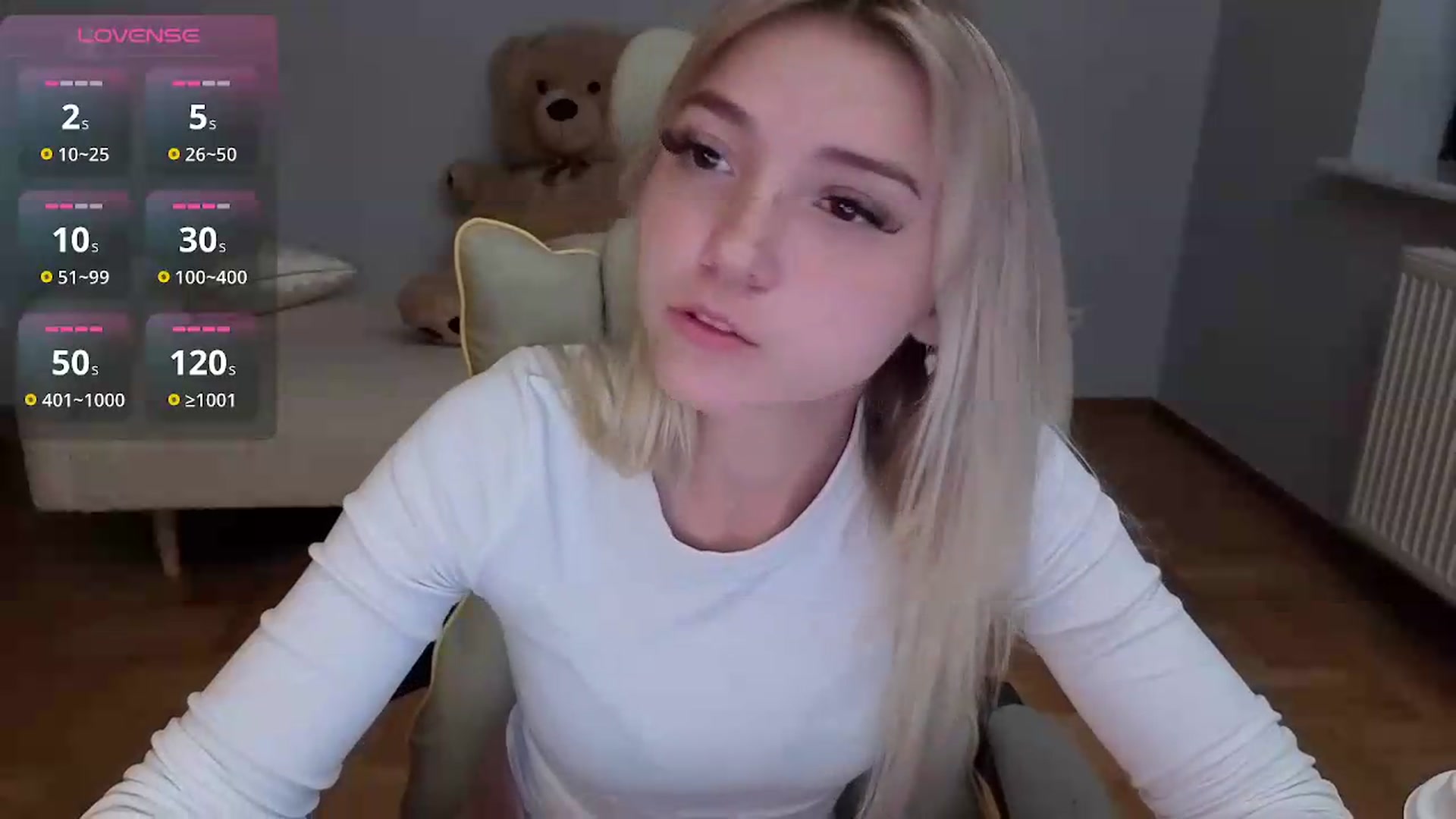 Gallery image thumbnail from Daisyy's myfreecams stream on, 06/15/2026, 17:14 image 17 of 20