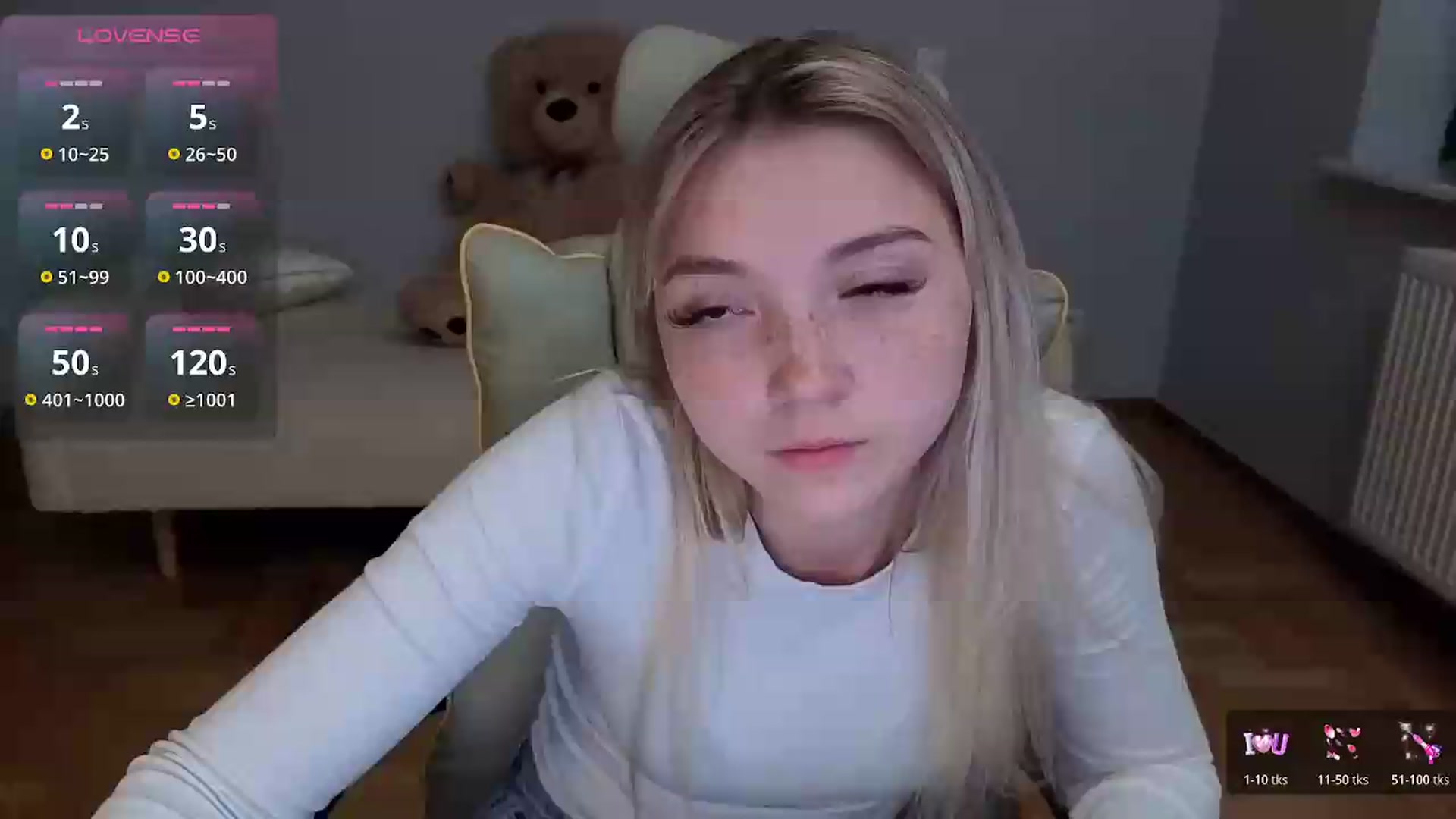 Gallery image thumbnail from Daisyy's myfreecams stream on, 06/15/2026, 19:00 image 1 of 20