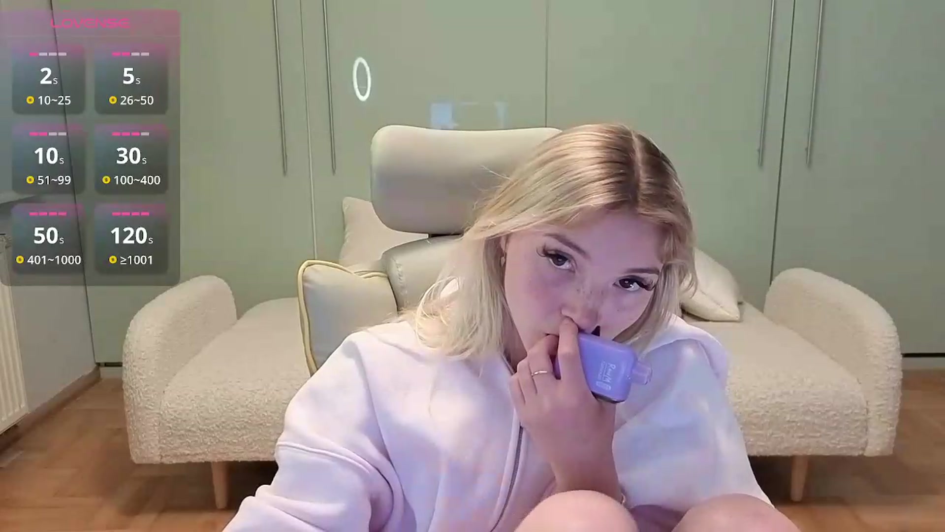 Gallery image thumbnail from Daisyy's myfreecams stream on, 06/18/2026, 20:57 image 15 of 20