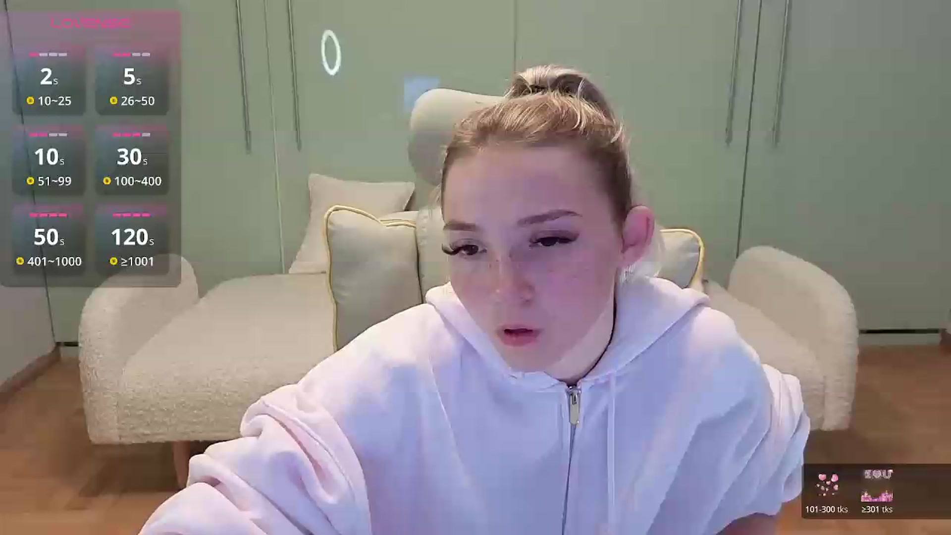 Gallery image thumbnail from Daisyy's myfreecams stream on, 06/18/2026, 22:07 image 1 of 20