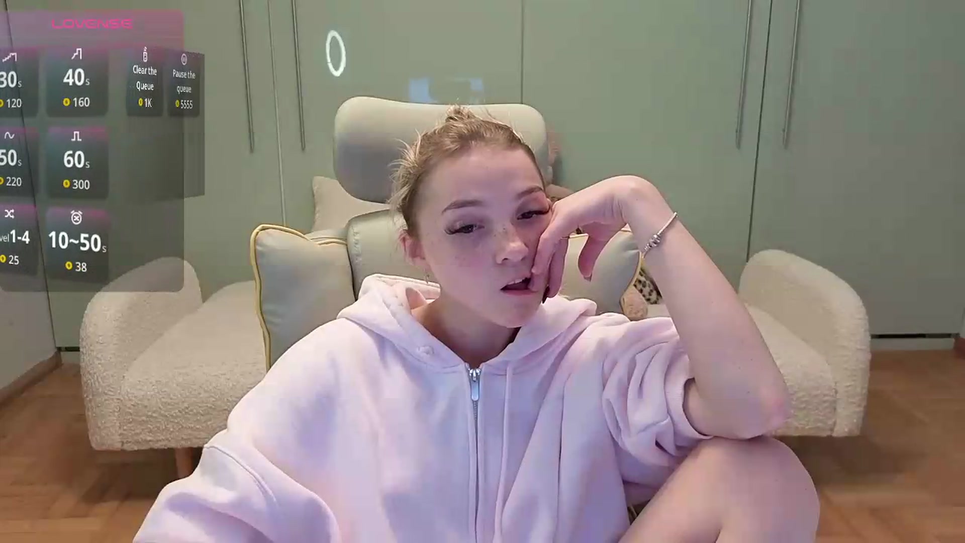 Gallery image thumbnail from Daisyy's myfreecams stream on, 06/18/2026, 22:07 image 8 of 20