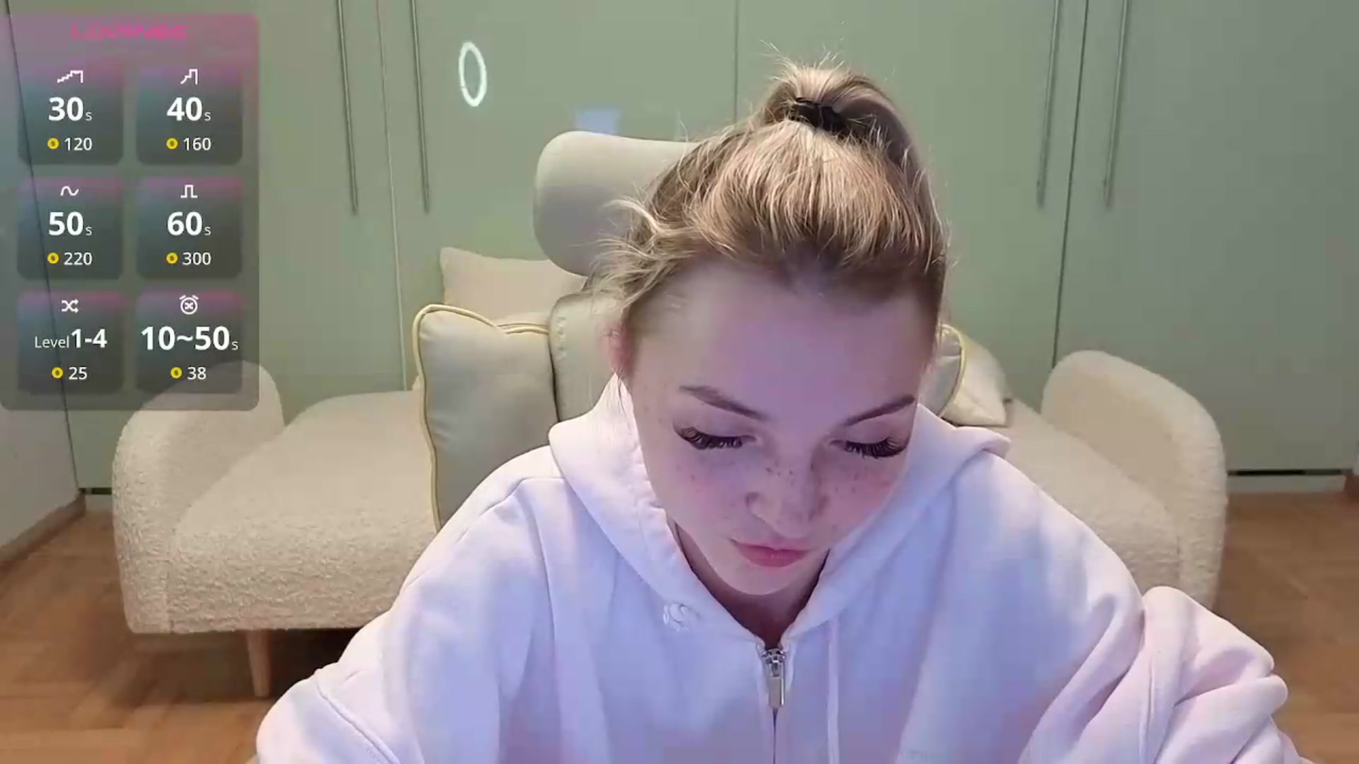 Gallery image thumbnail from Daisyy's myfreecams stream on, 06/18/2026, 22:07 image 16 of 20