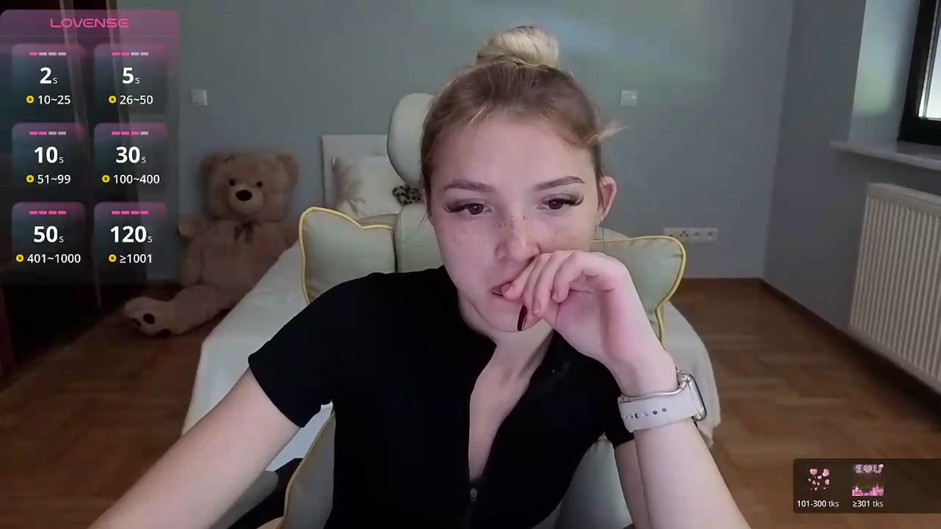 Gallery image thumbnail from Daisyy's myfreecams stream on, 06/19/2026, 11:26 image 5 of 20