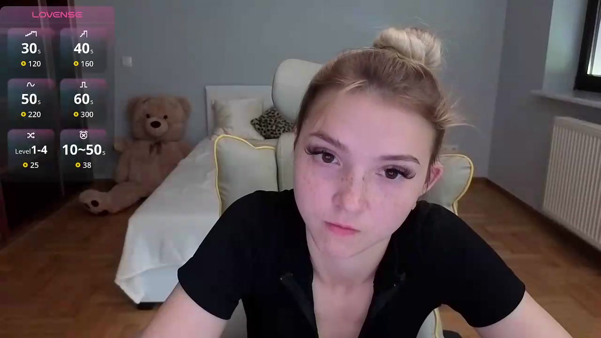 Gallery image thumbnail from Daisyy's myfreecams stream on, 06/19/2026, 11:26 image 9 of 20