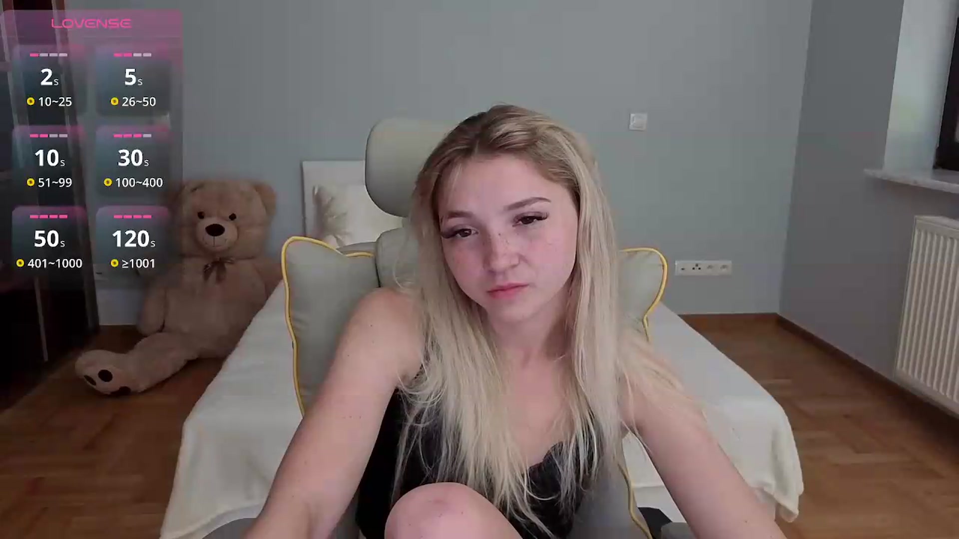 Gallery image thumbnail from Daisyy's myfreecams stream on, 06/19/2026, 15:01 image 14 of 20