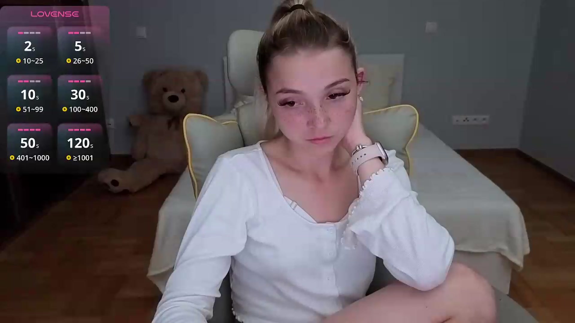 Gallery image thumbnail from Daisyy's myfreecams stream on, 06/19/2026, 21:59 image 14 of 20