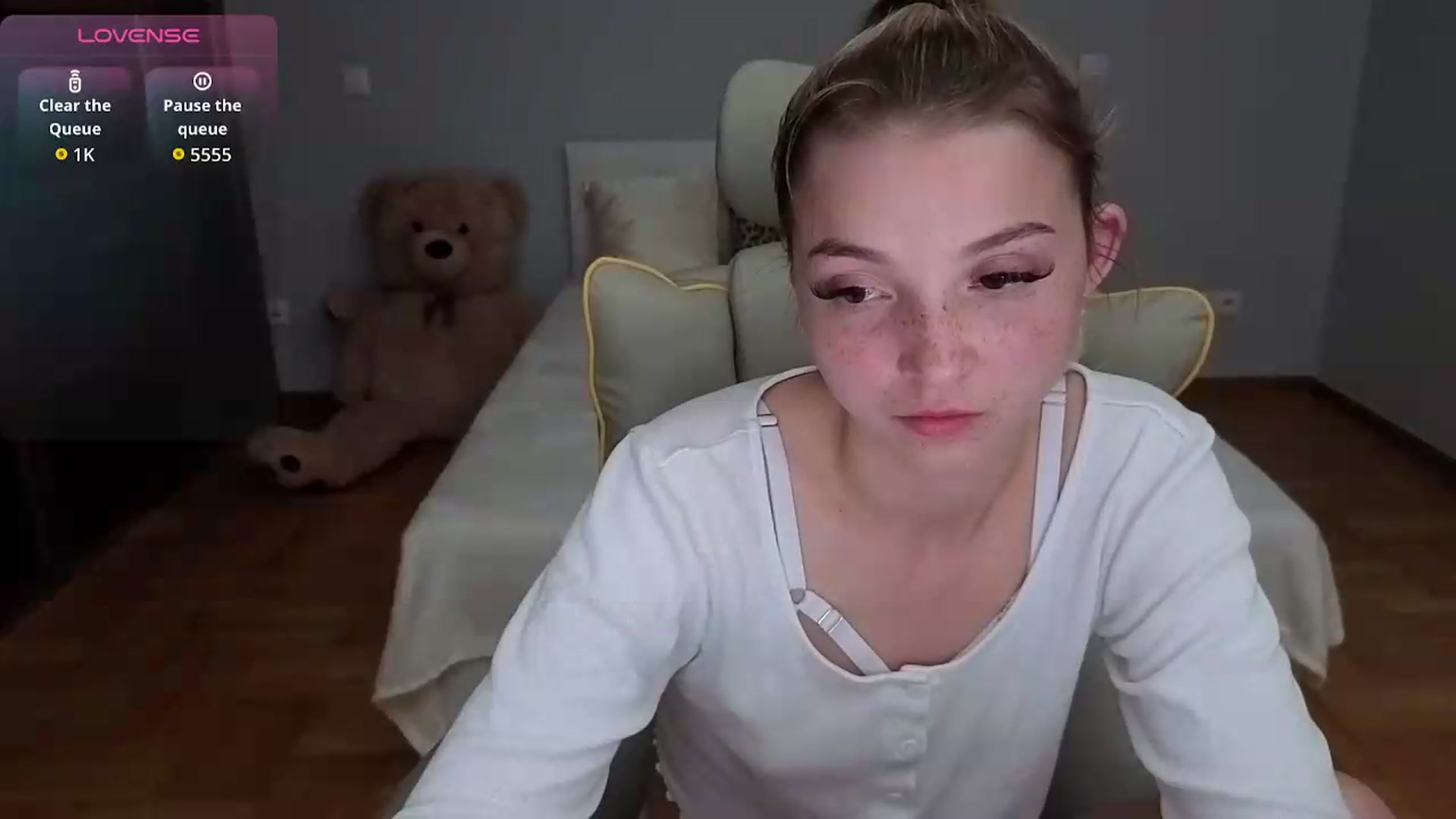 Gallery image thumbnail from Daisyy's myfreecams stream on, 06/19/2026, 21:59 image 20 of 20