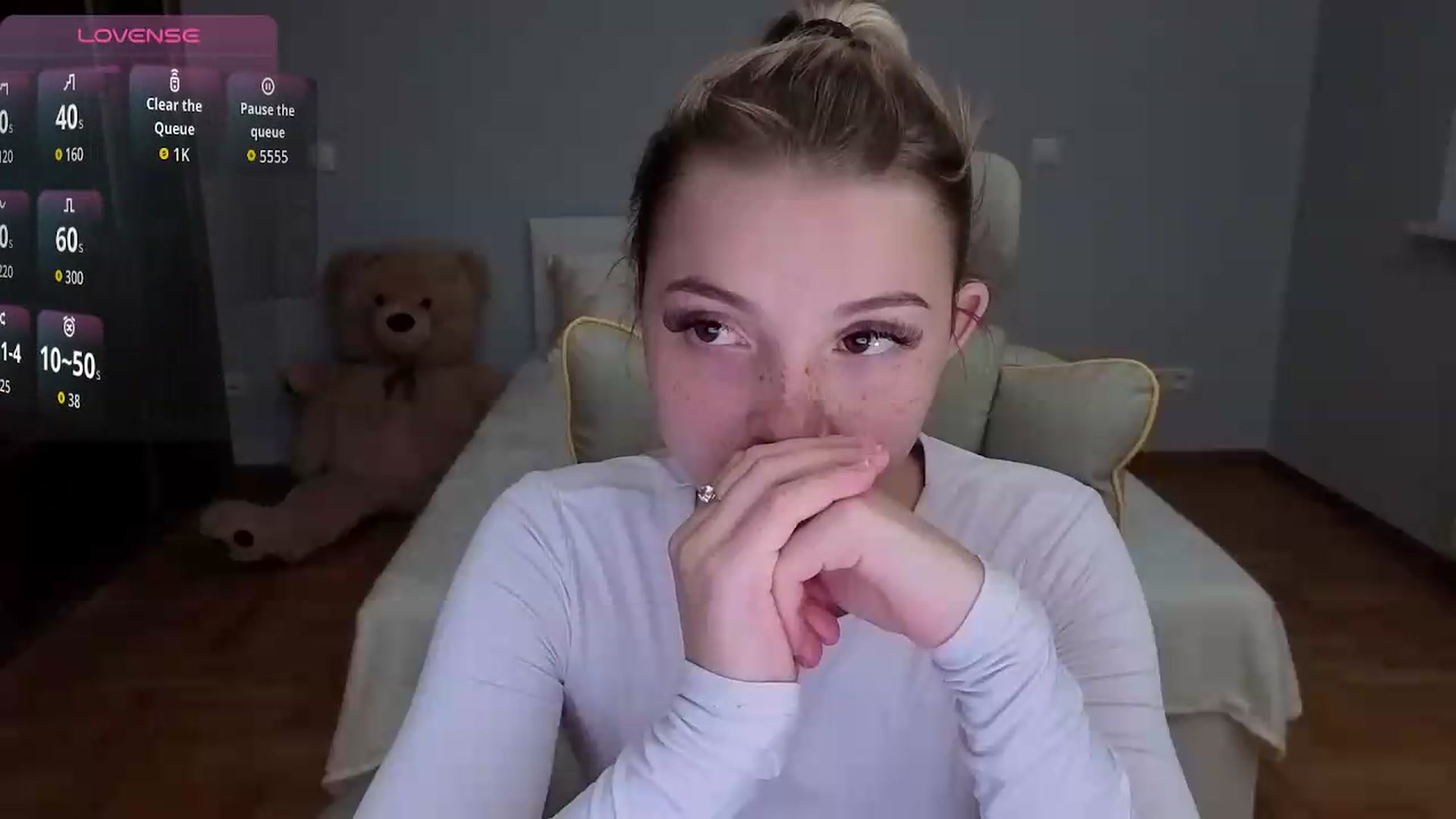 Gallery image thumbnail from Daisyy's myfreecams stream on, 06/19/2026, 23:24 image 17 of 20