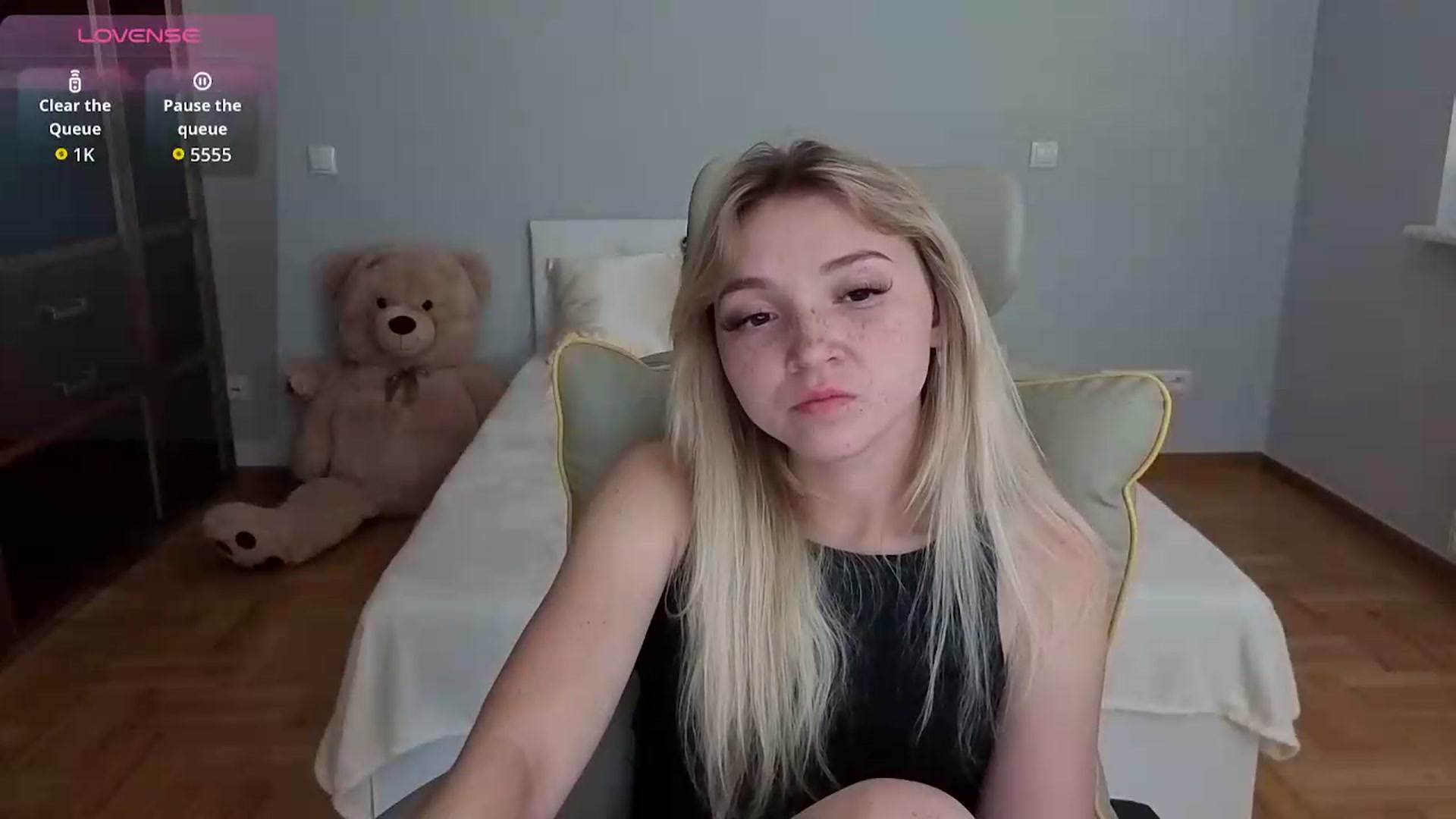 Gallery image thumbnail from Daisyy's myfreecams stream on, 06/20/2026, 14:14 image 9 of 20