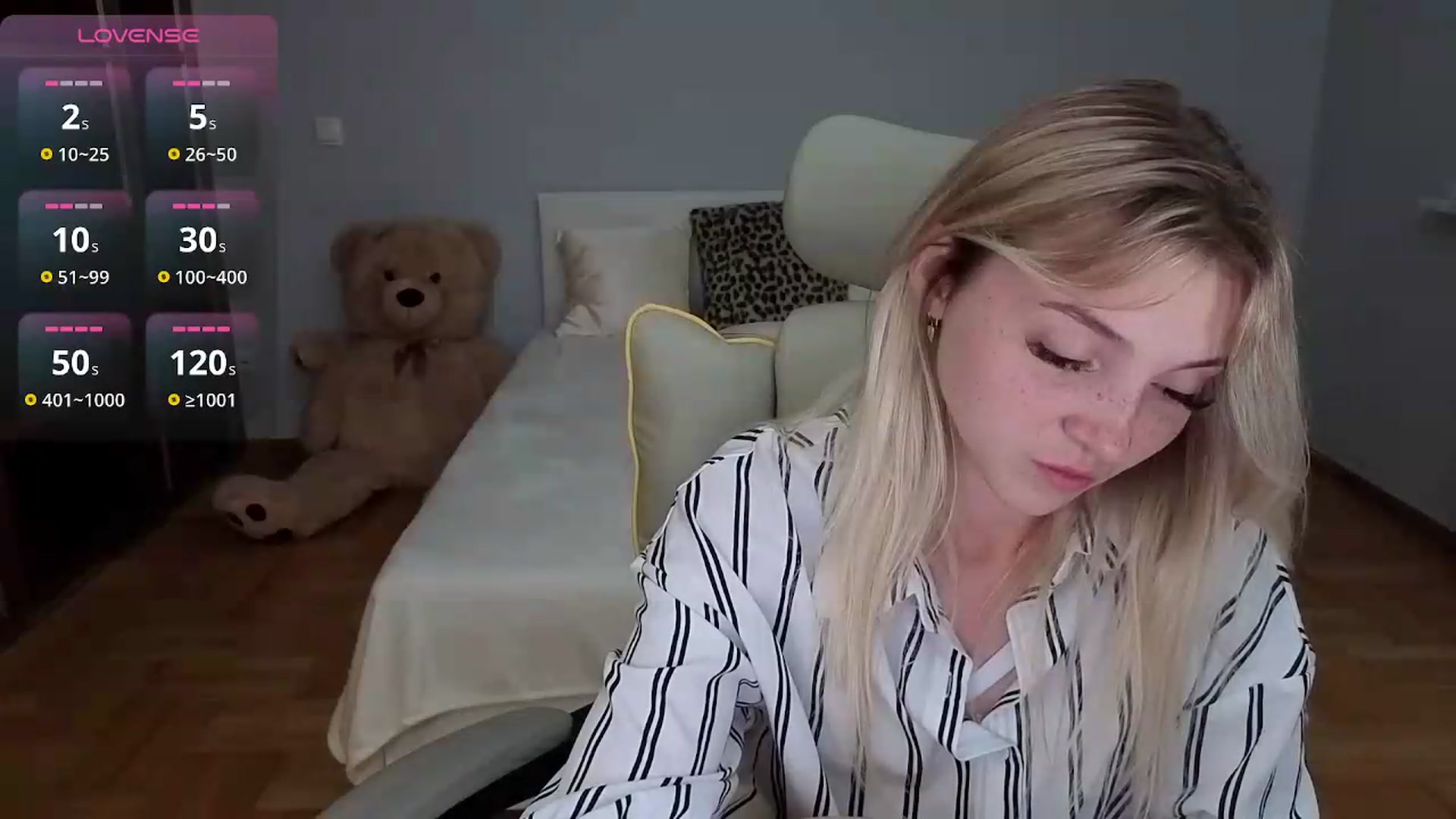 Gallery image thumbnail from Daisyy's myfreecams stream on, 06/20/2026, 22:05 image 14 of 20