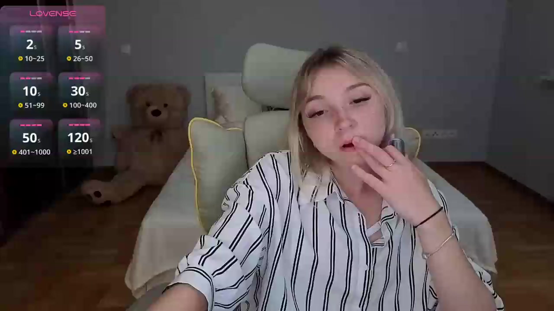 Gallery image thumbnail from Daisyy's myfreecams stream on, 06/20/2026, 22:05 image 1 of 20