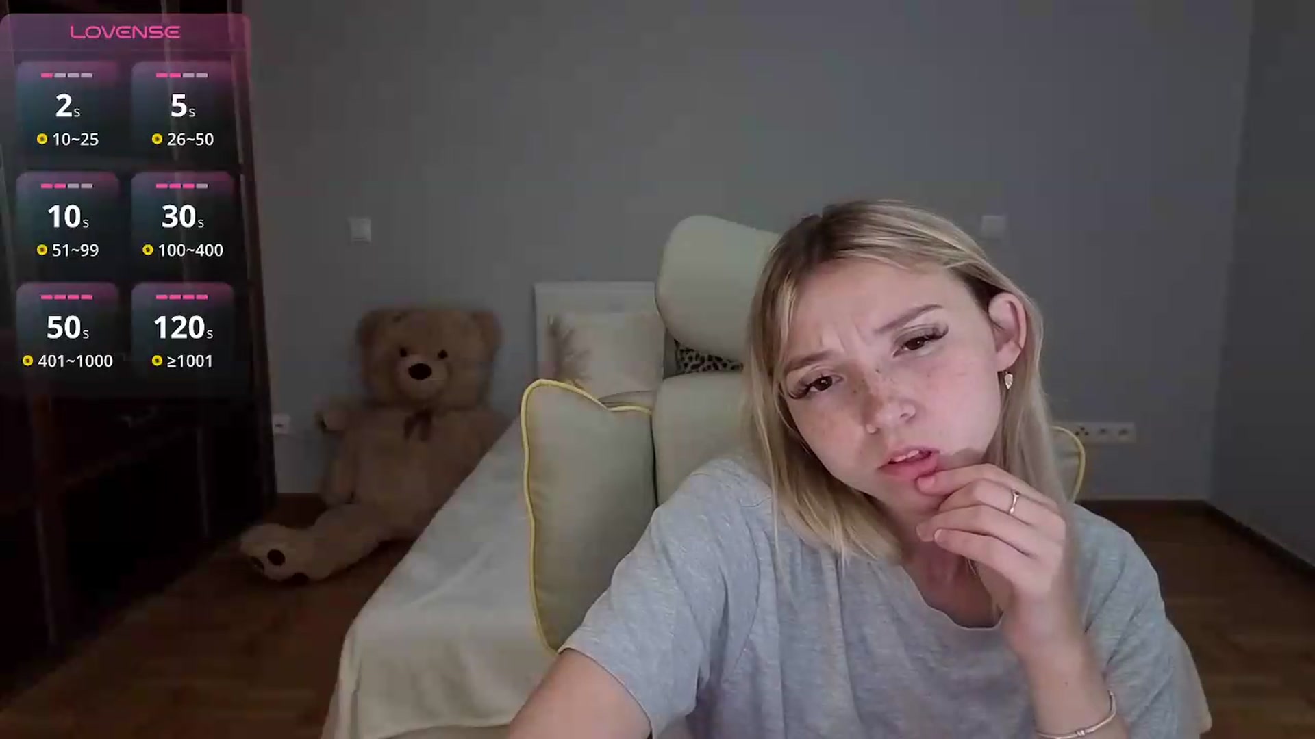 Gallery image thumbnail from Daisyy's myfreecams stream on, 06/21/2026, 19:20 image 13 of 20