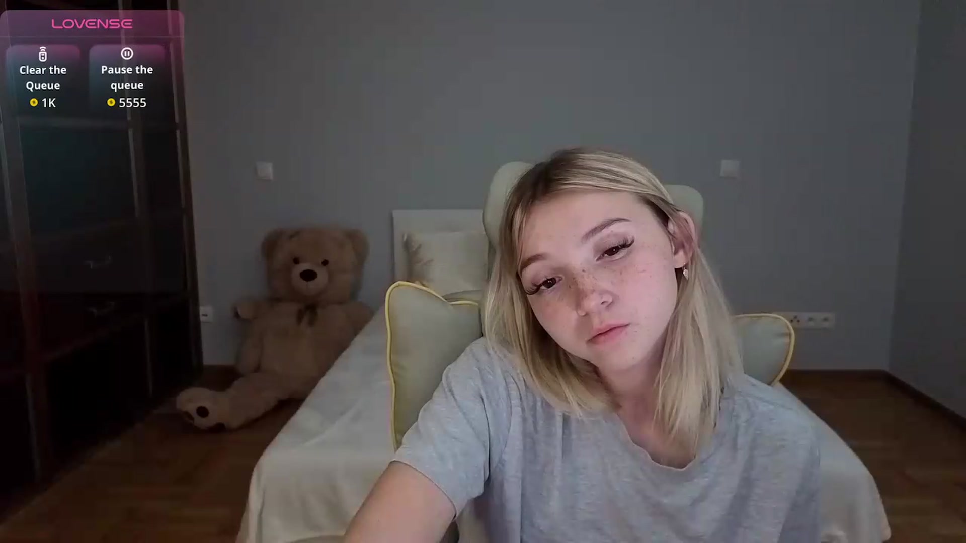 Gallery image thumbnail from Daisyy's myfreecams stream on, 06/21/2026, 19:20 image 18 of 20