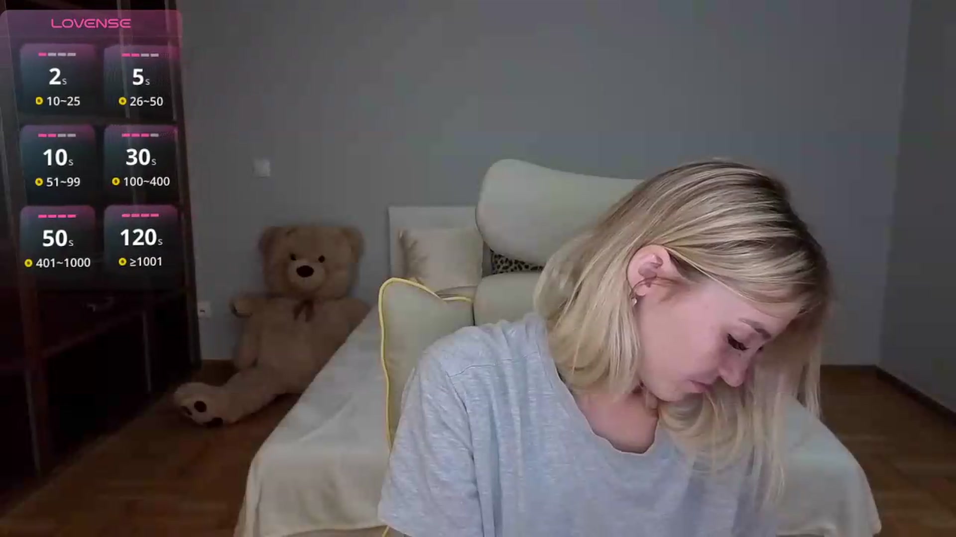 Gallery image thumbnail from Daisyy's myfreecams stream on, 06/21/2026, 19:20 image 16 of 20