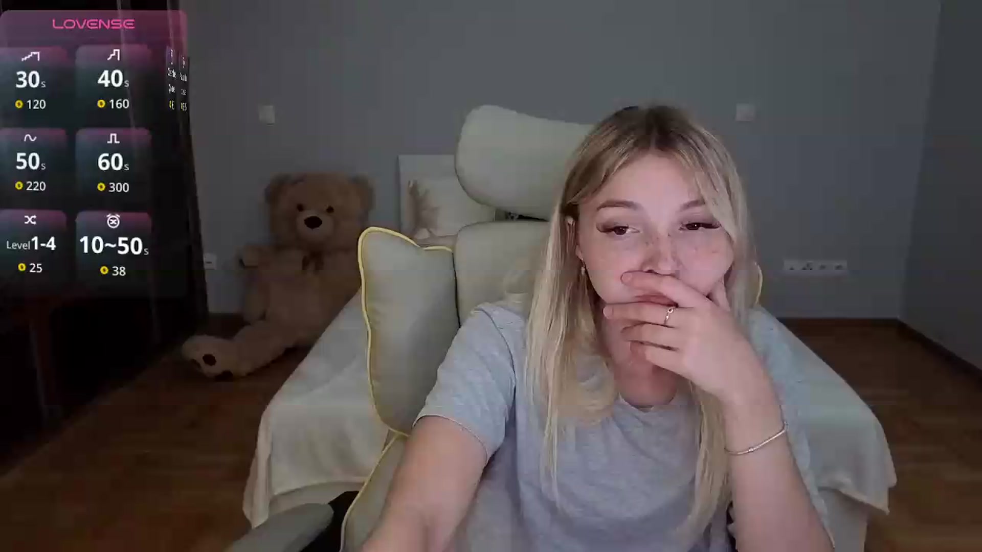 Gallery image thumbnail from Daisyy's myfreecams stream on, 06/21/2026, 20:08 image 7 of 20