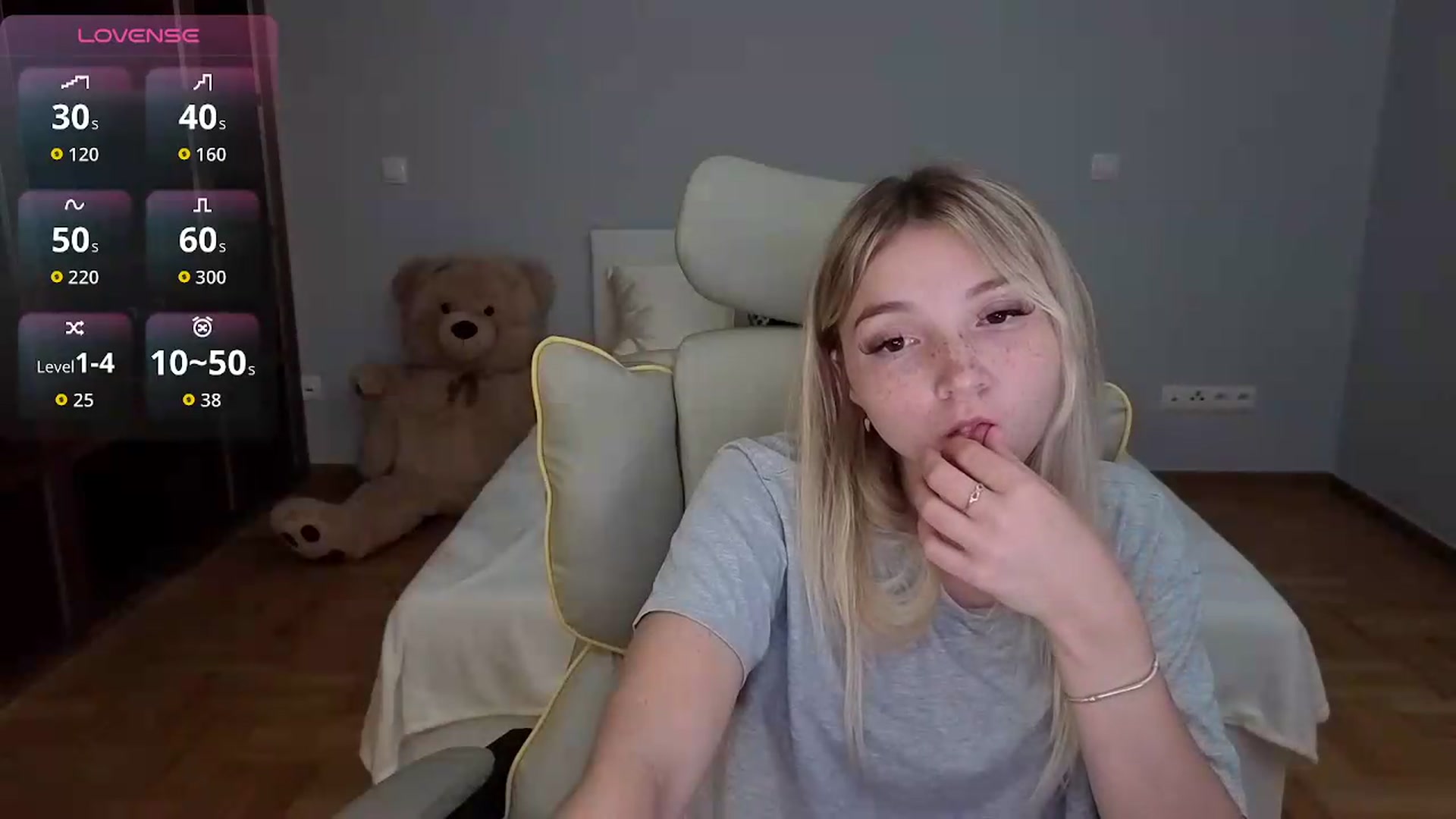 Gallery image thumbnail from Daisyy's myfreecams stream on, 06/21/2026, 20:08 image 8 of 20