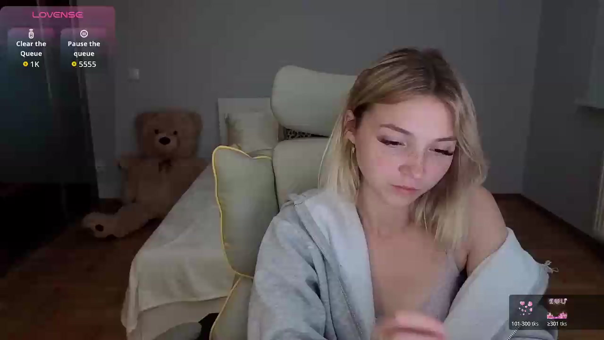 Gallery image thumbnail from Daisyy's myfreecams stream on, 06/21/2026, 22:02 image 1 of 20