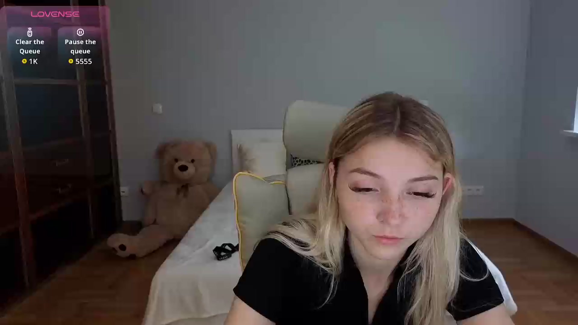 Gallery image thumbnail from Daisyy's myfreecams stream on, 06/22/2026, 13:22 image 1 of 20
