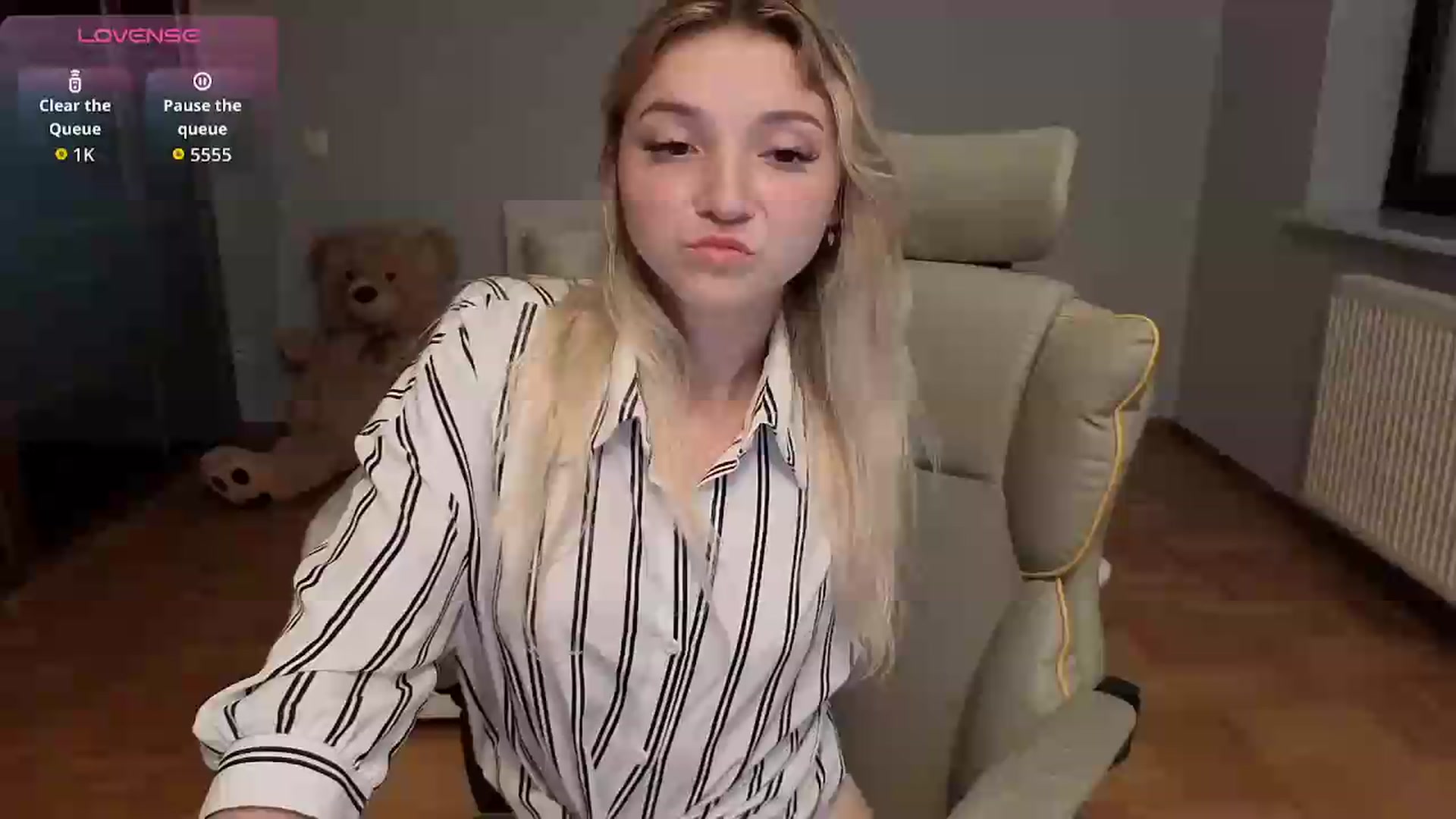 Gallery image thumbnail from Daisyy's myfreecams stream on, 06/22/2026, 22:58 image 11 of 20