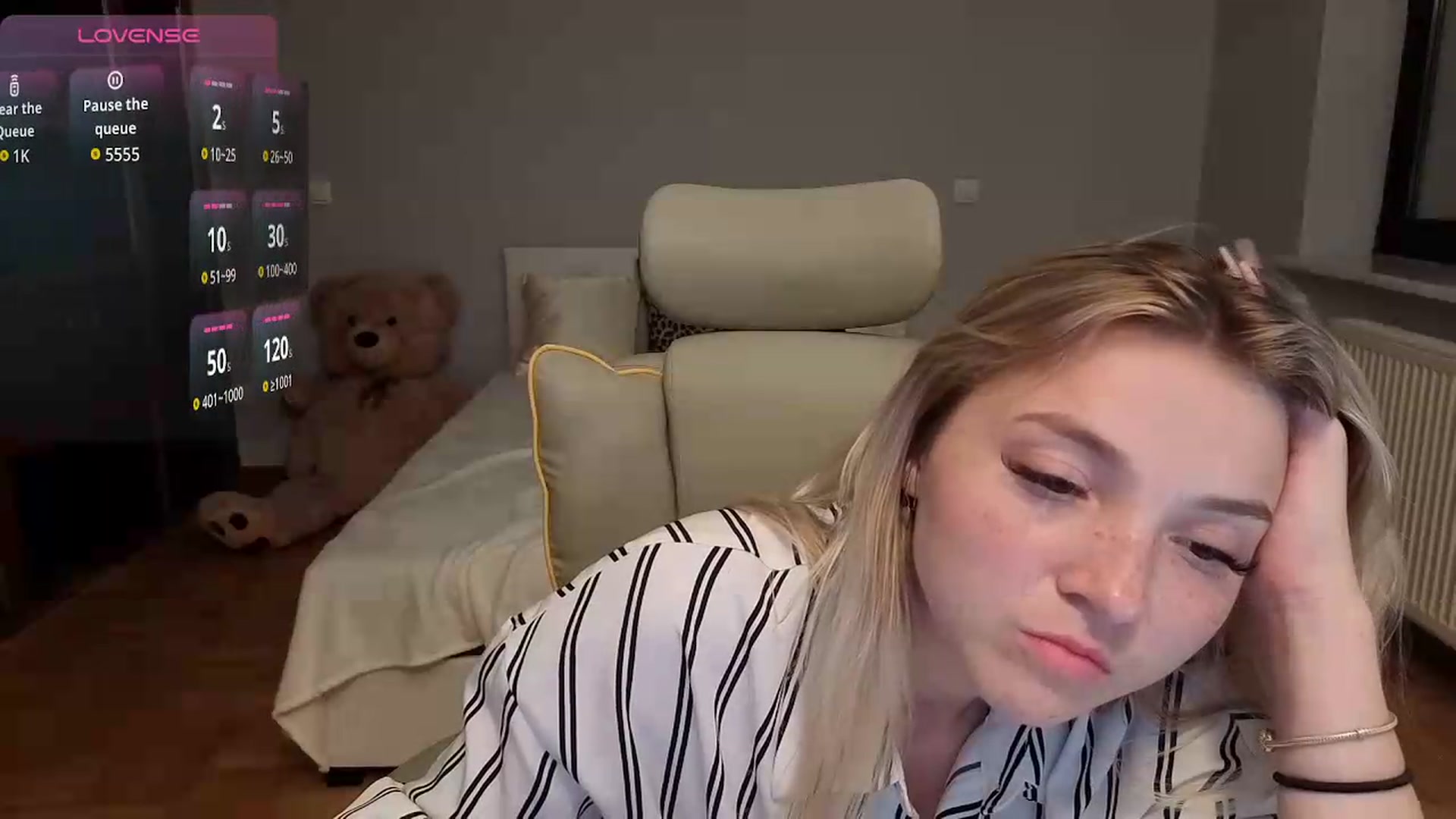 Gallery image thumbnail from Daisyy's myfreecams stream on, 06/22/2026, 22:58 image 18 of 20