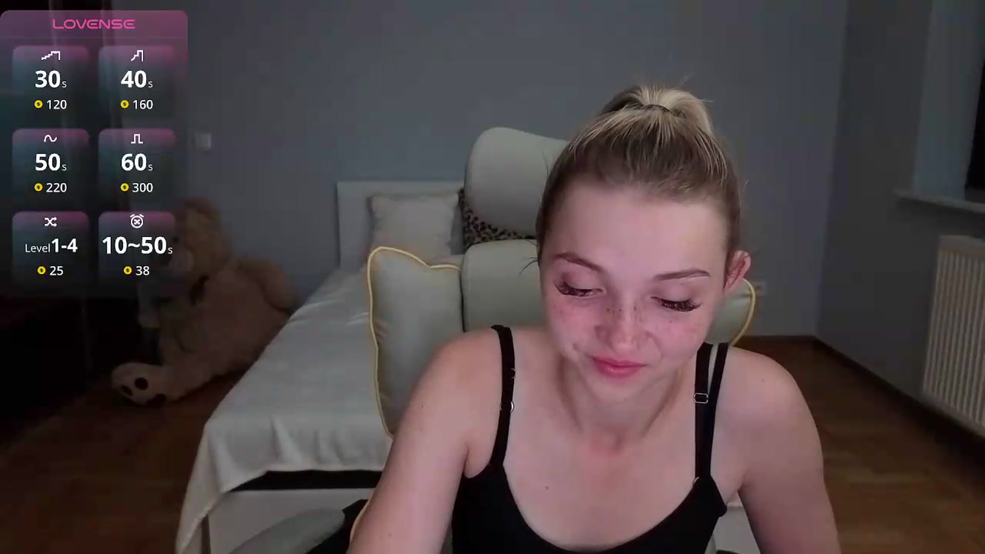 Gallery image thumbnail from Daisyy's myfreecams stream on, 06/30/2026, 23:05 image 9 of 20