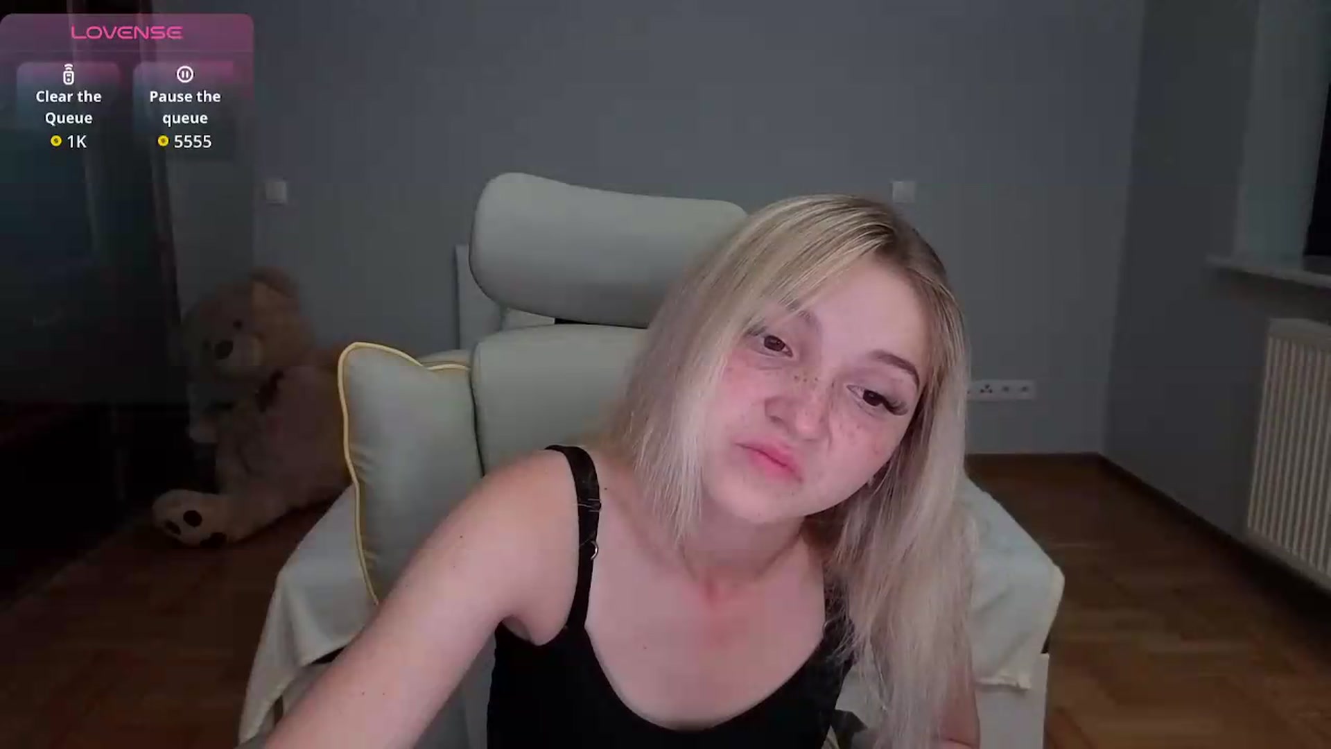 Gallery image thumbnail from Daisyy's myfreecams stream on, 06/30/2026, 23:05 image 7 of 20