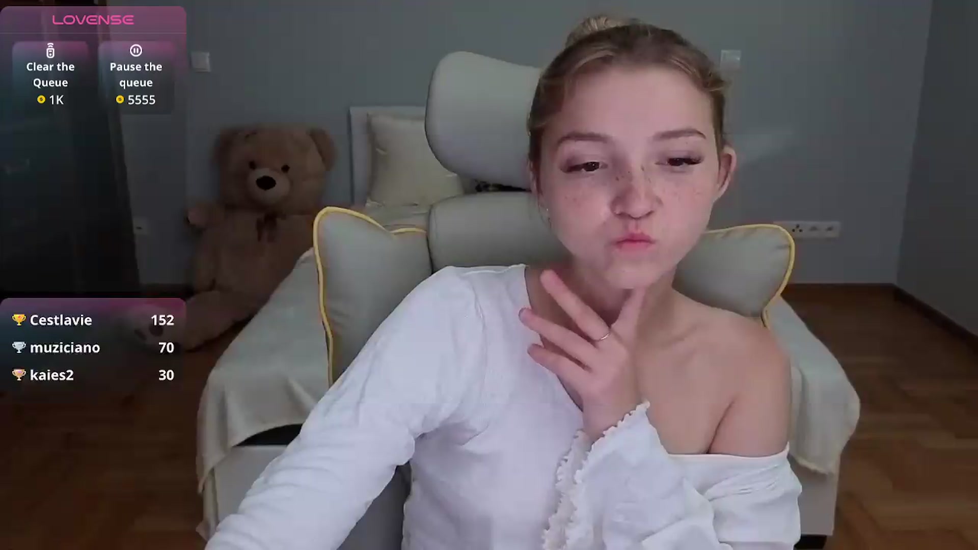 Gallery image thumbnail from Daisyy's myfreecams stream on, 07/01/2026, 14:10 image 13 of 20
