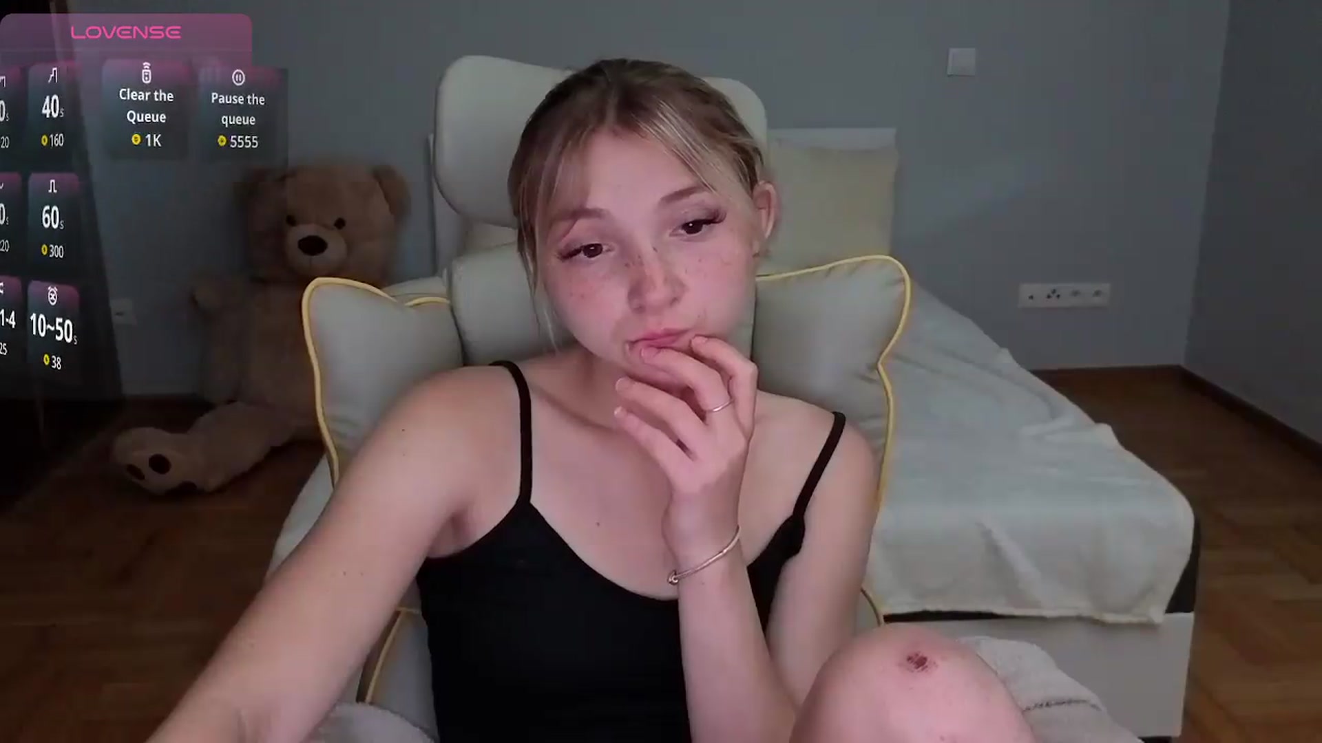 Gallery image thumbnail from Daisyy's myfreecams stream on, 07/01/2026, 16:11 image 4 of 20