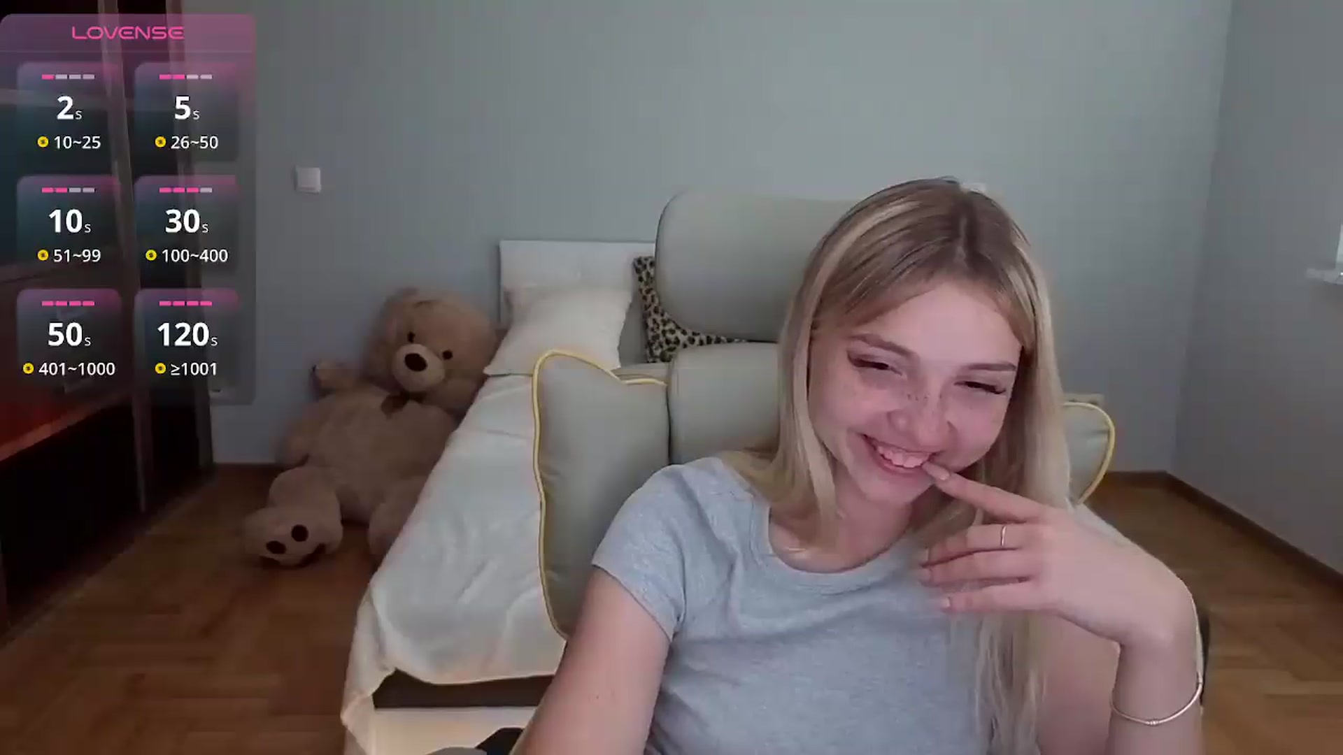Gallery image thumbnail from Daisyy's myfreecams stream on, 07/03/2026, 17:10 image 15 of 20