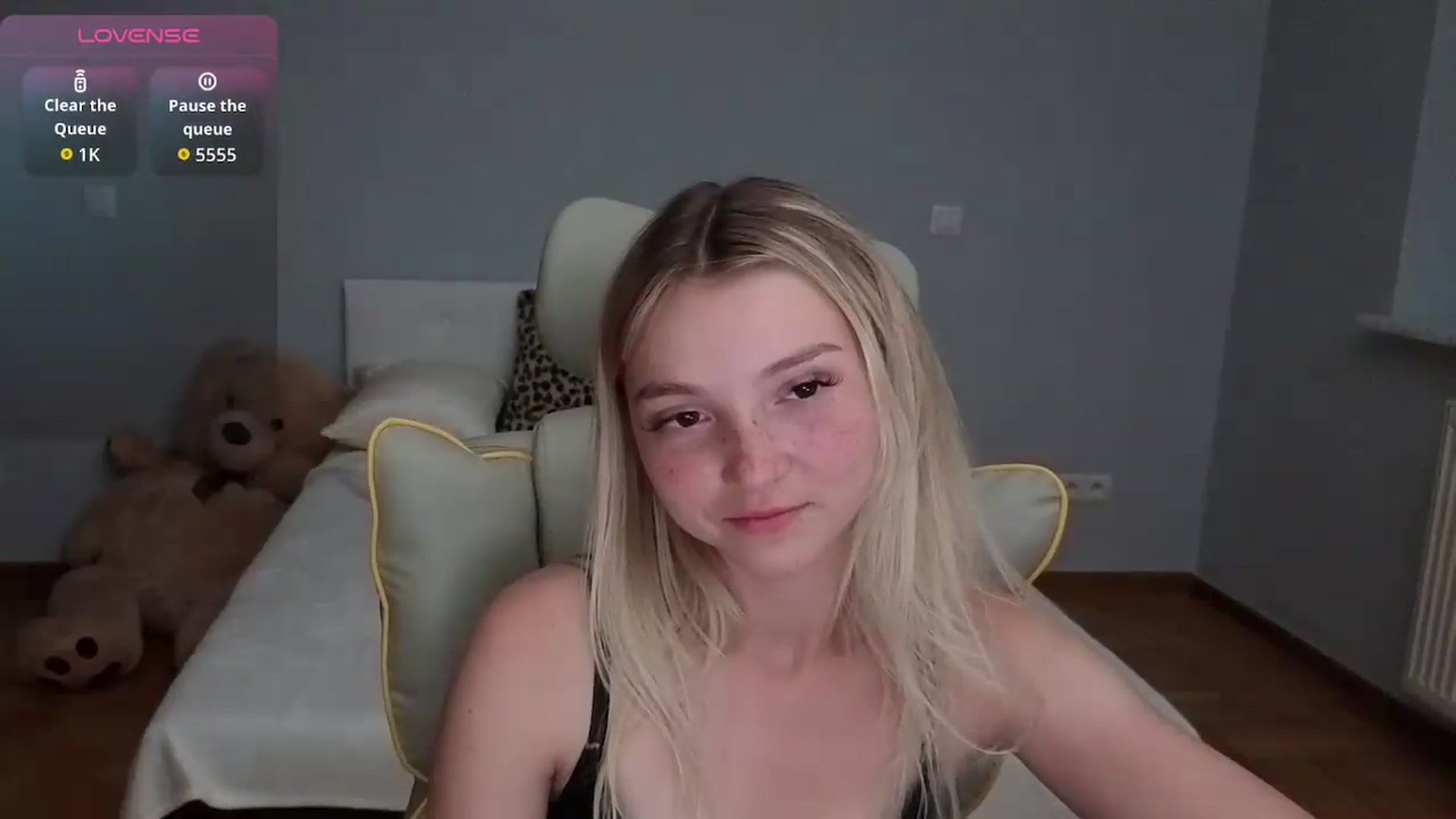 Gallery image thumbnail from Daisyy's myfreecams stream on, 07/03/2026, 22:44 image 3 of 20